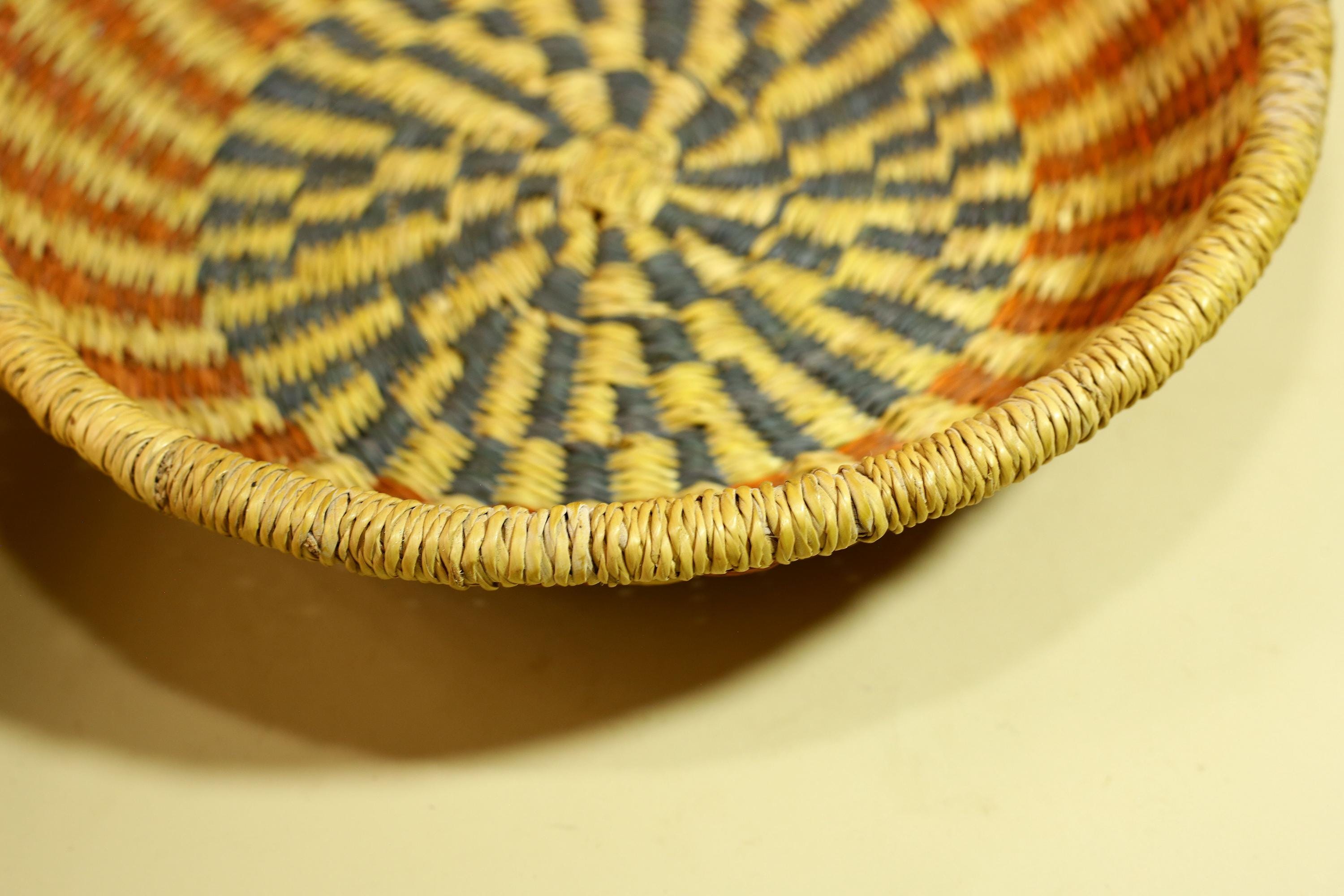Handwoven African Basket With Lid Natural Grass Colorful Pattern Home Decor-G5932