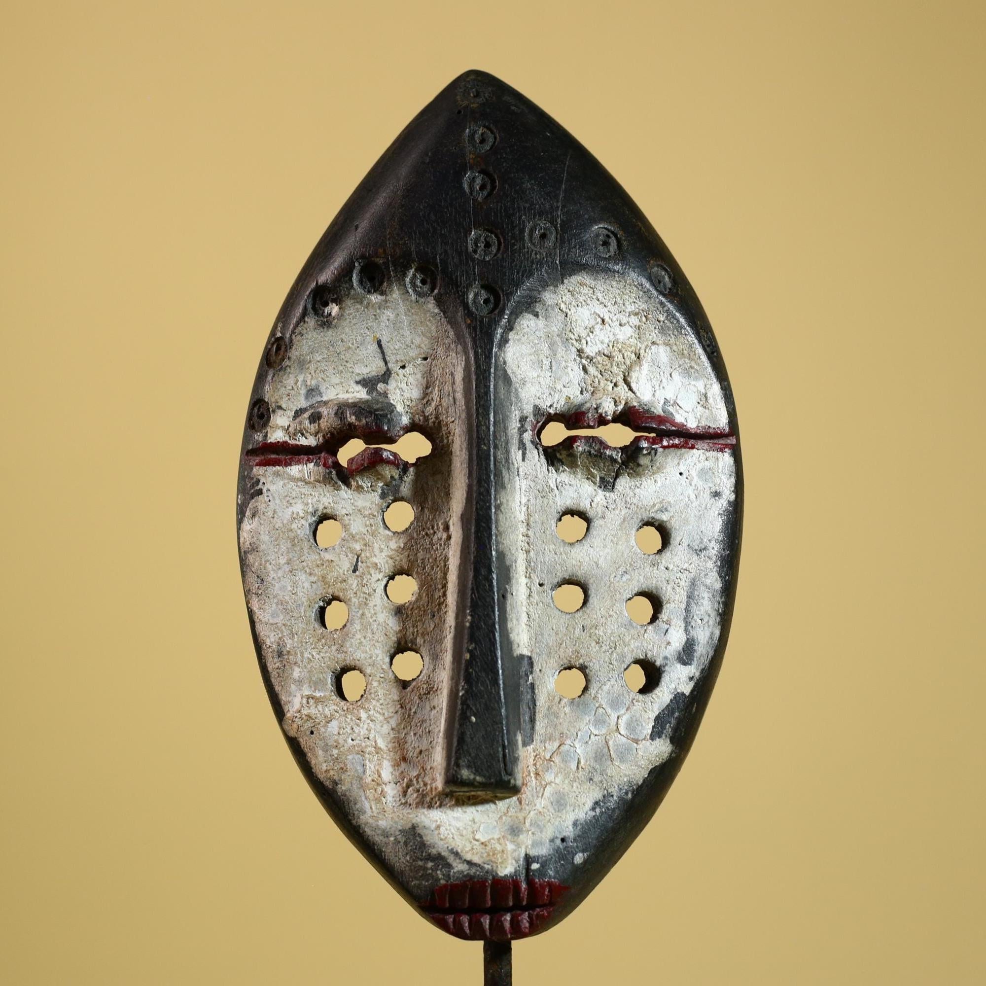 African Mask Carved Wood Painted Face Hole Pattern Congo Tribal Art Decorr-G5936