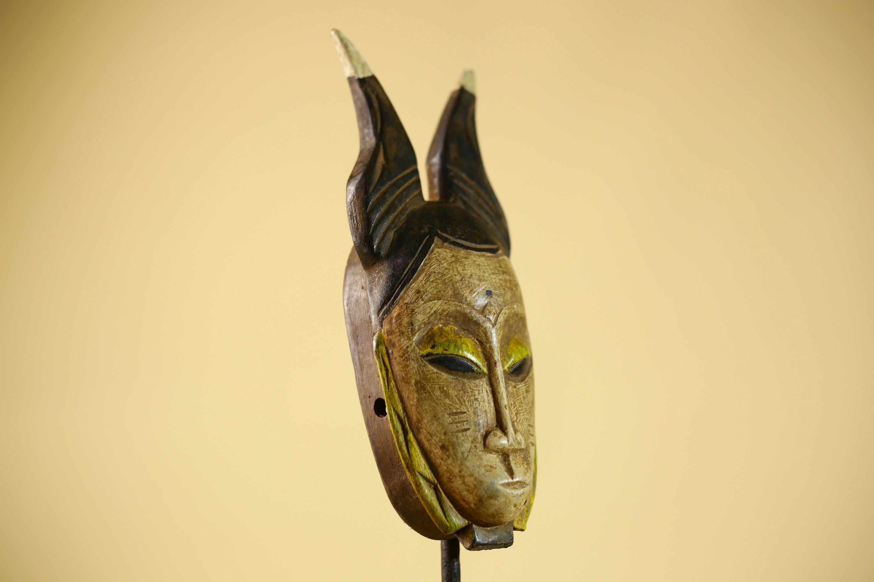 Vintage African Baule Mask with Tall Horned Crest Collectible Ethnic Wall-G6039