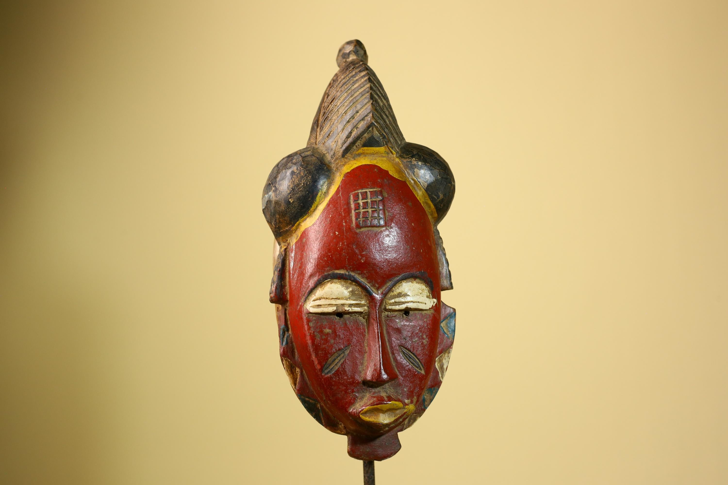 African Baule Mask Carved Wood Painted Red Face Côte d’Ivoire Tribal Art-G5943