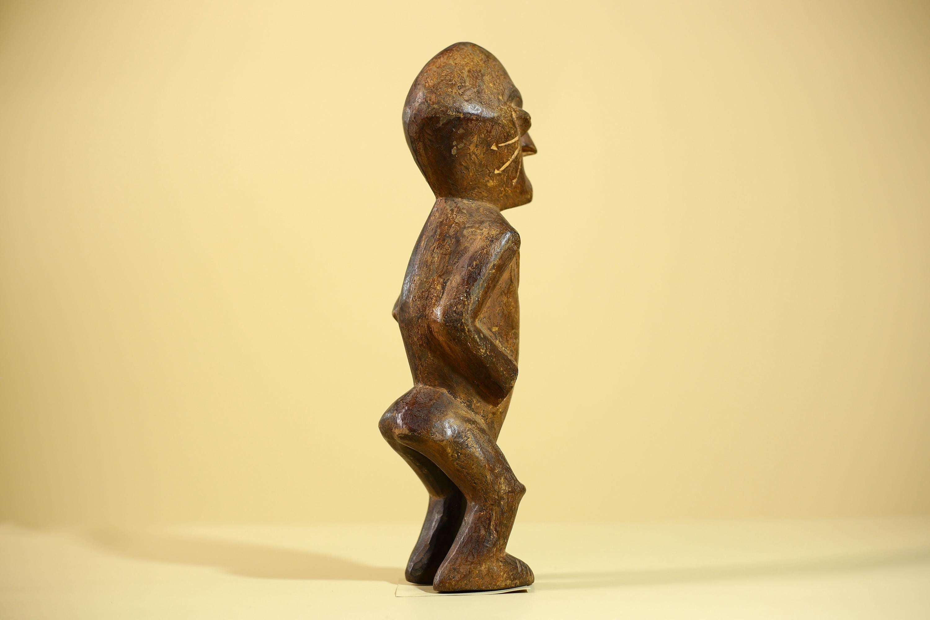An African Sculpture Statue Carved Tribal Figure Old Wood Ethnographic Art-G6042