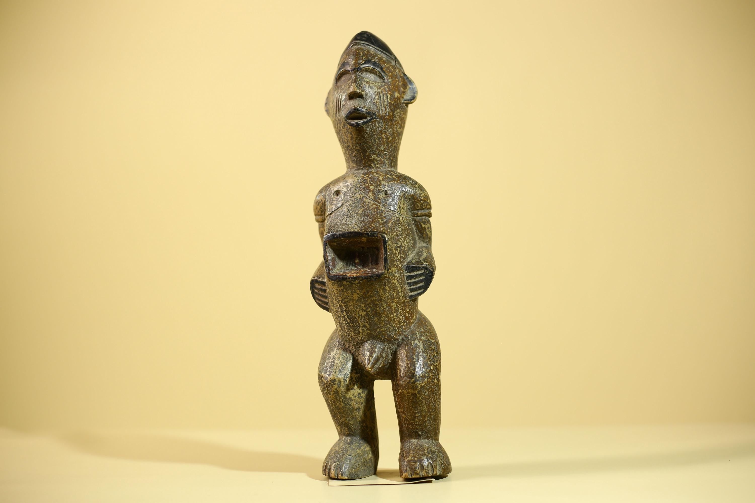 Vintage African Tribal Wood Statue Hand Carved Rustic Primitive Art Figure-G6044