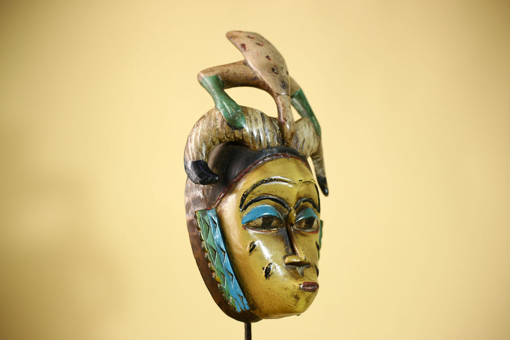 African Vintage Guro Mask with Horns & Carved Animal Top Tribal Art-G6050