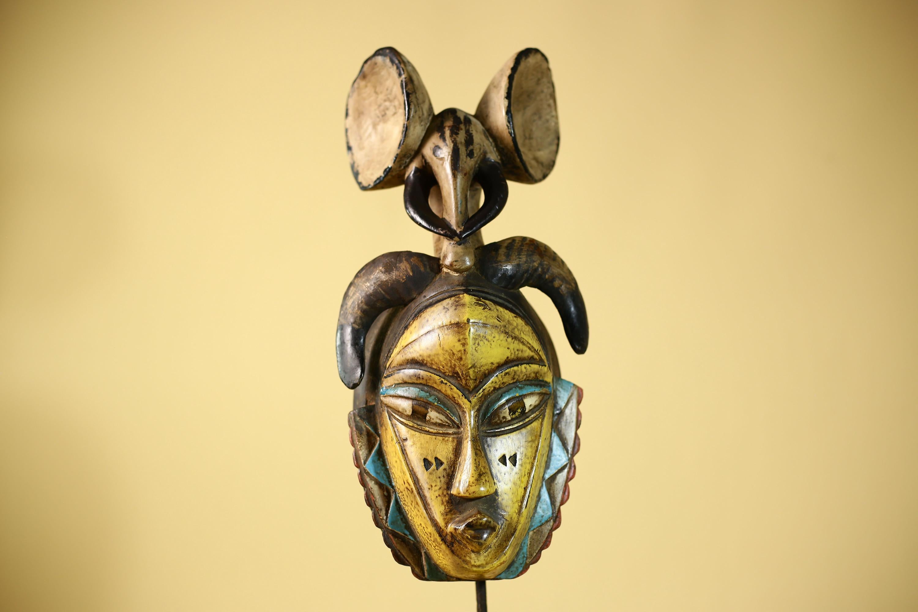 Vintage Guro Tribal Mask African Carved Ram Horn & elephant crest Wall Art-G6063