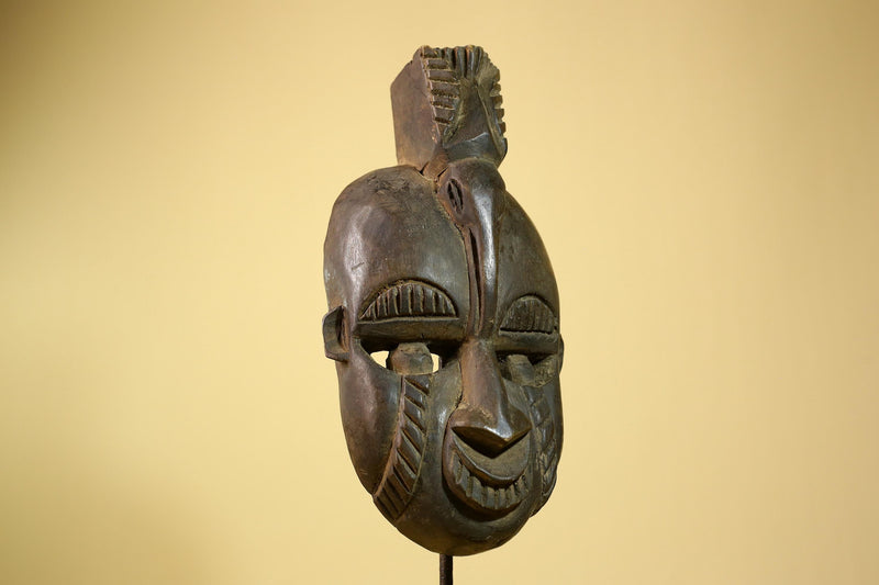 African Guro Mask Geometric Carved Dark Wood Tribal Art Côte d’Ivoire Handcrafted-G5957