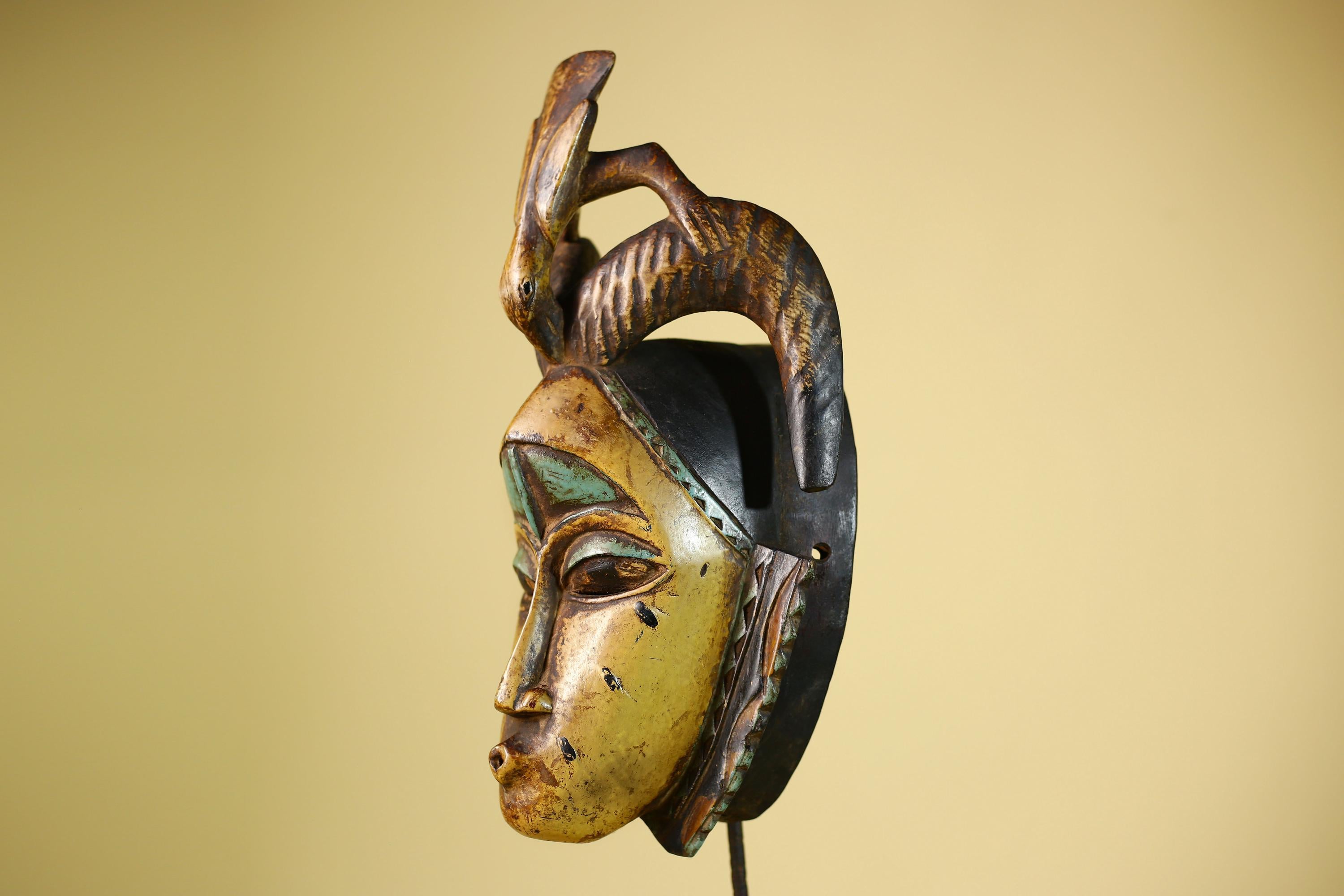 Guro Spirit Mask African Handmade Carved Wood Tribal Art Decor Wall Sculpture-G6068
