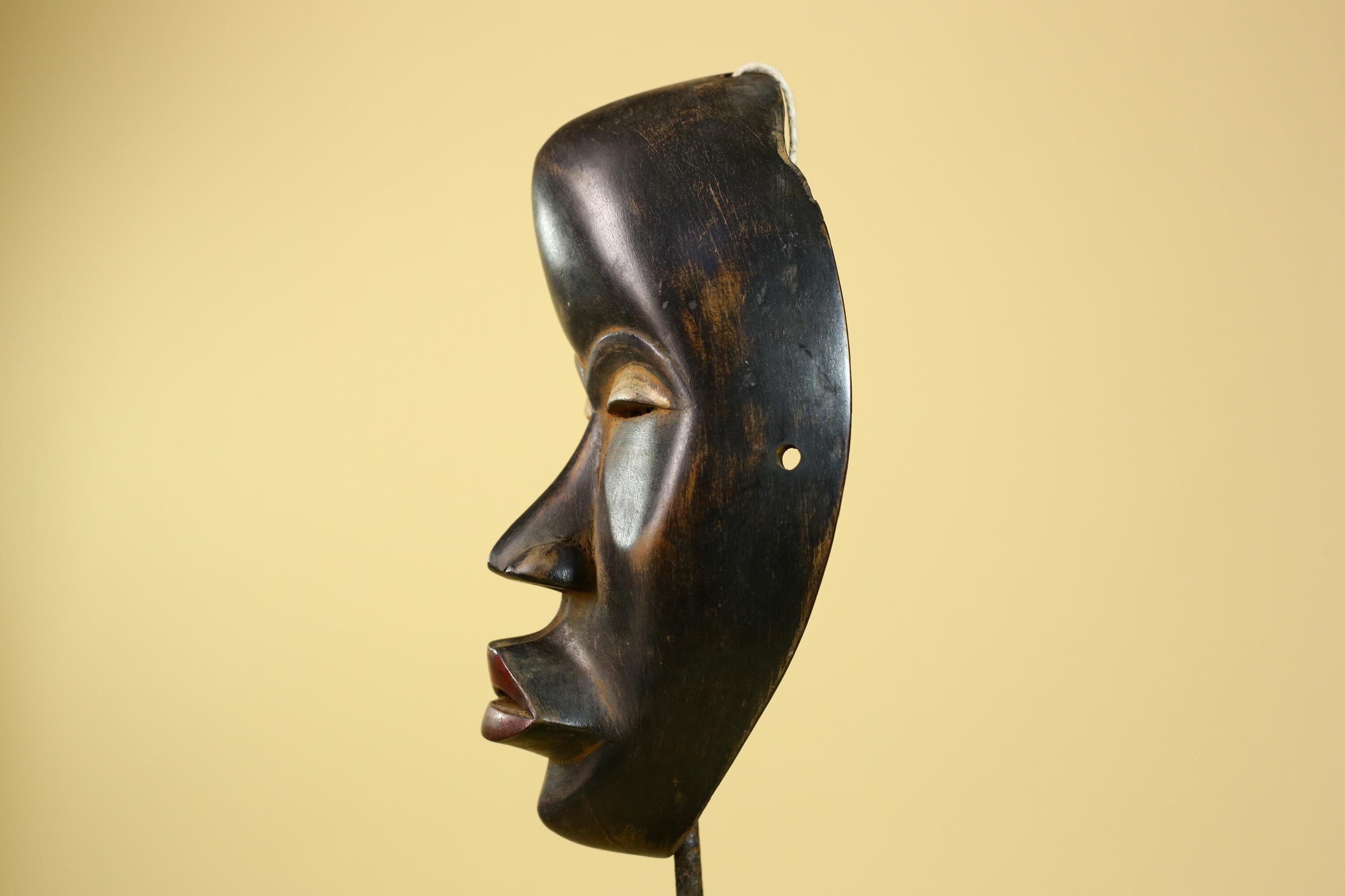 African Dan Mask Carved Wood Black Face Liberia Tribal Art Wall Decor-G5964