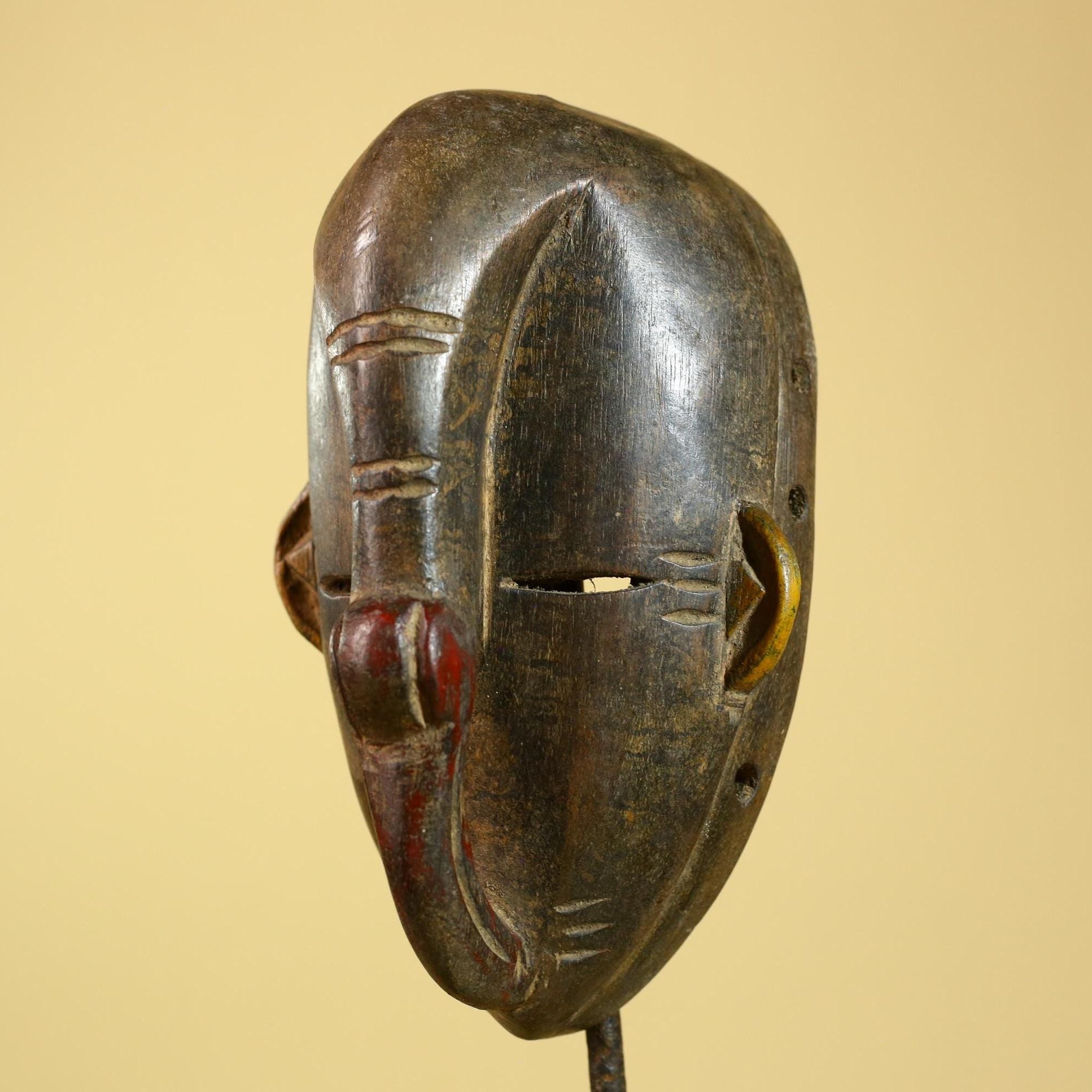 African Dan Mask Carved Wood Elongated Face Côte d’Ivoire Tribal Art Decor-G5969