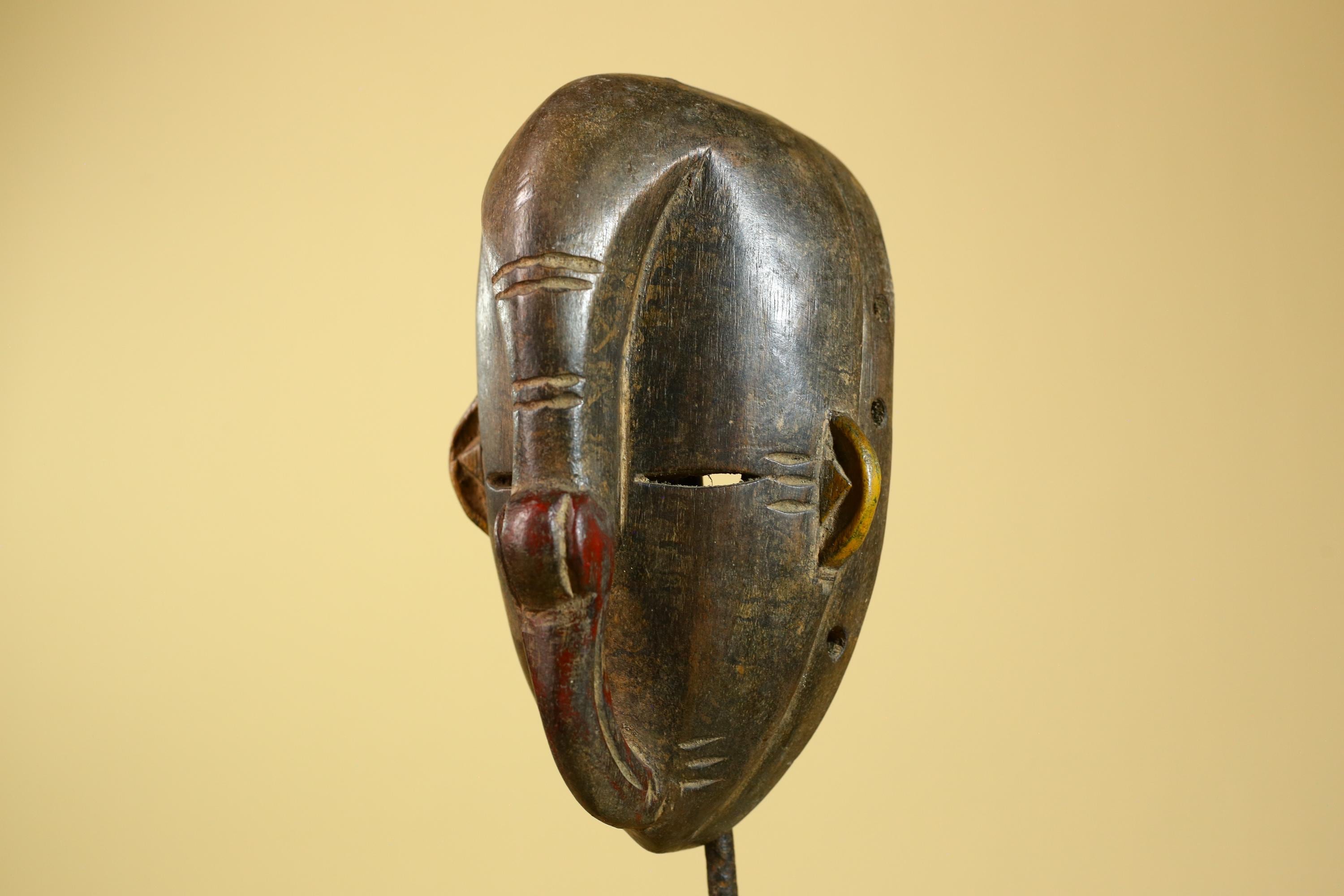 African Dan Mask Carved Wood Elongated Face Côte d’Ivoire Tribal Art Decor-G5969