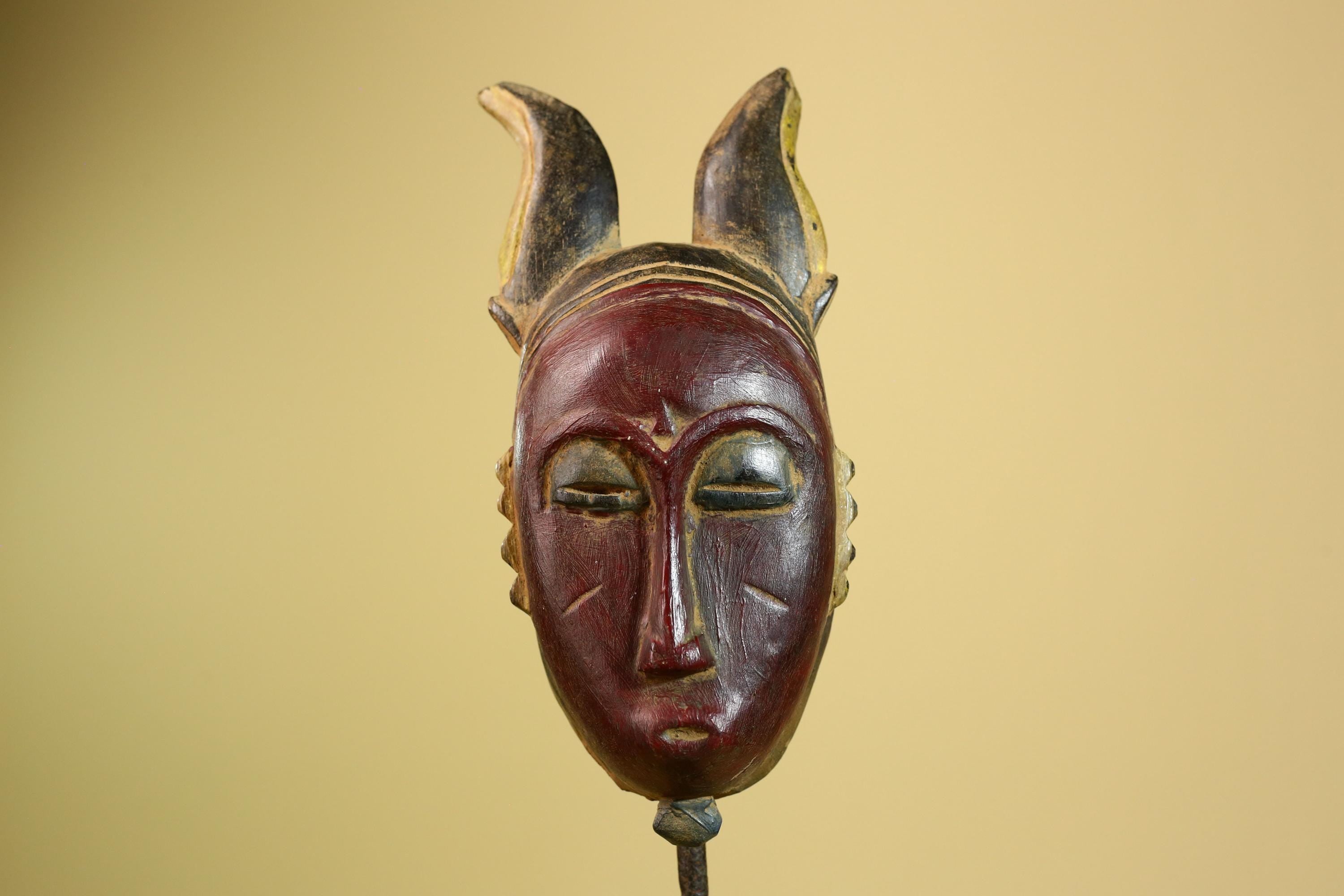 African Baule Mask Carved Wood Red Face Horns Côte d’Ivoire Tribal  Decor-G5976