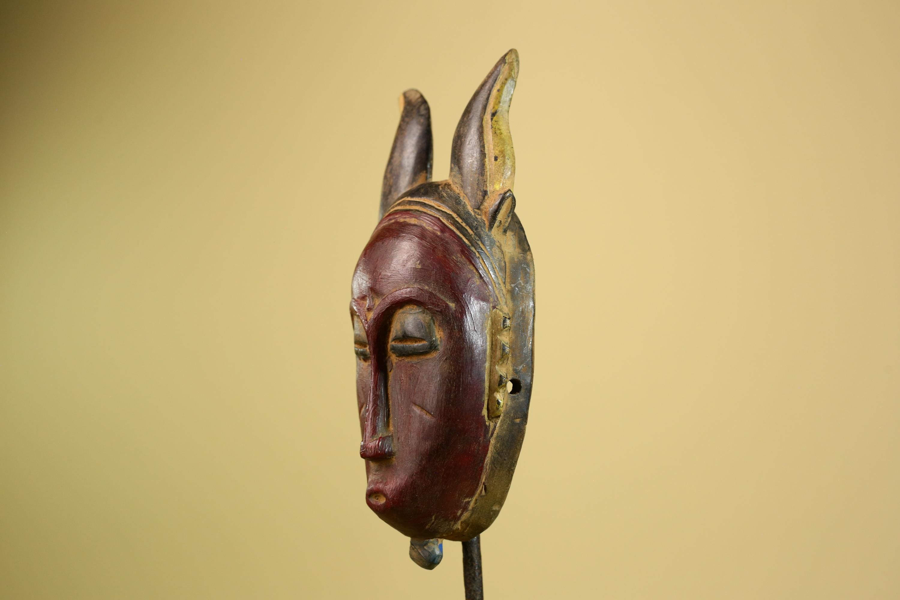 African Baule Mask Carved Wood Red Face Horns Côte d’Ivoire Tribal  Decor-G5976