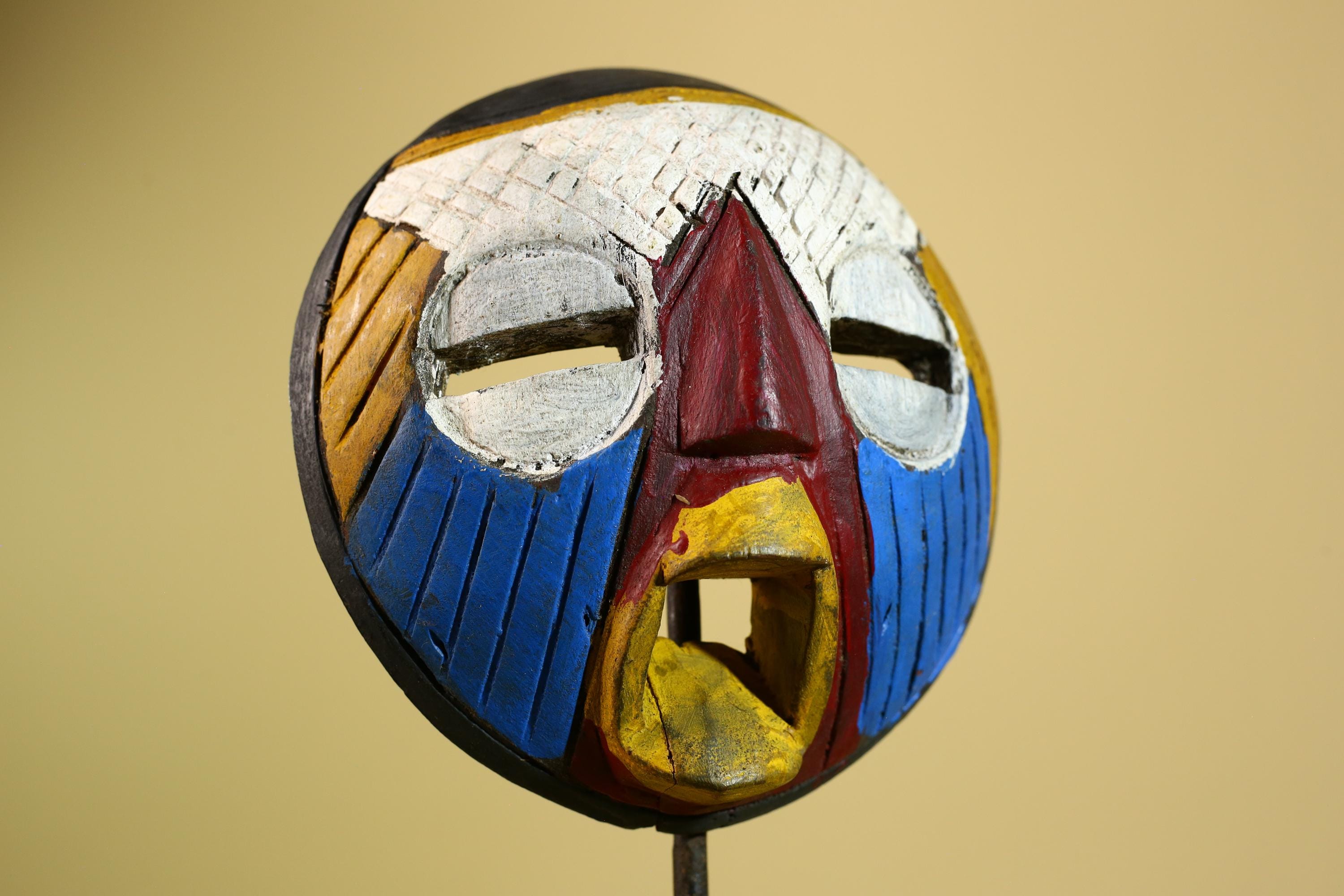 African Tribal Mask Carved Wood Multicolor Round Face Côte d’Ivoire Decor-G5978