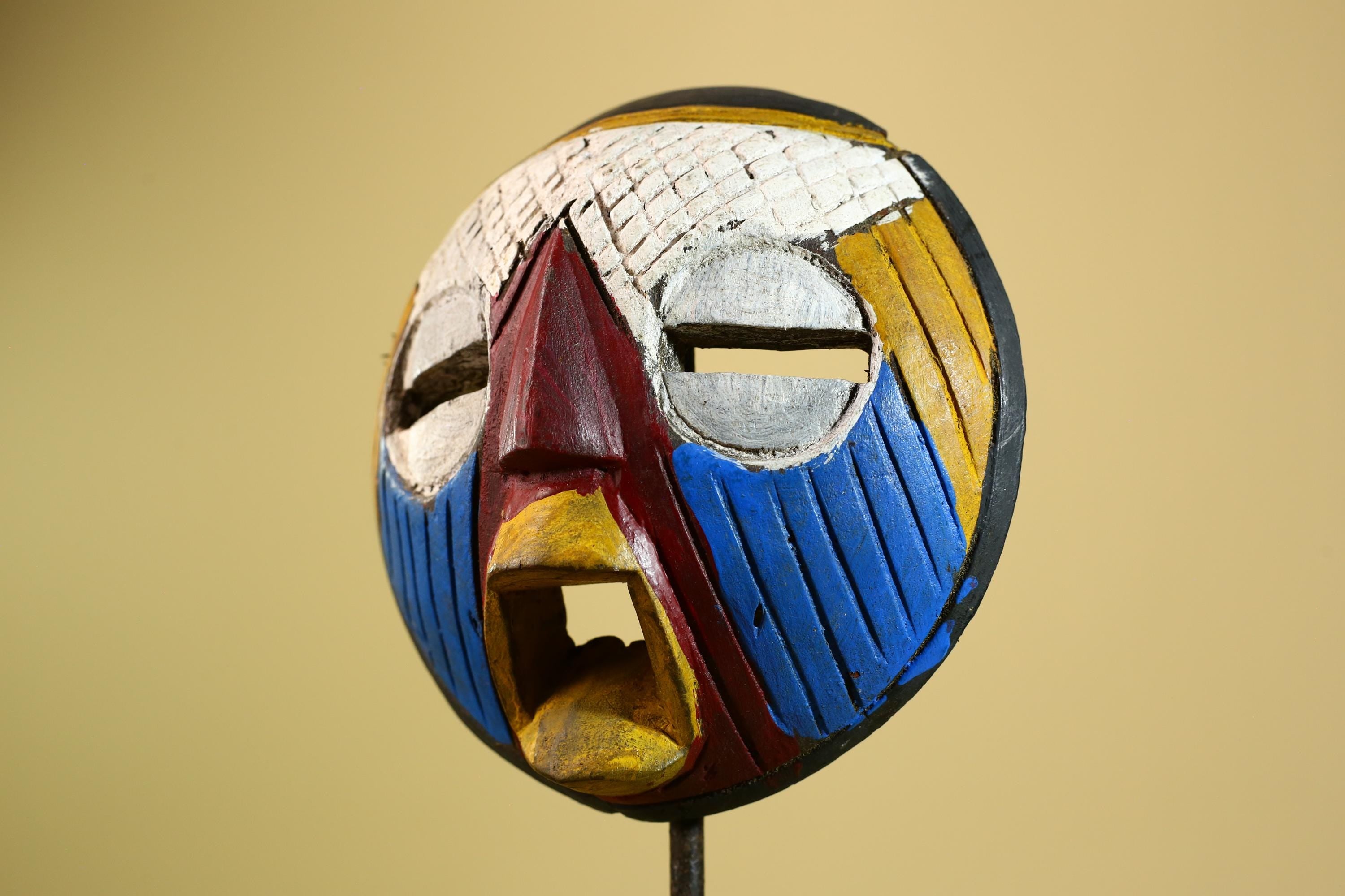 African Tribal Mask Carved Wood Multicolor Round Face Côte d’Ivoire Decor-G5978