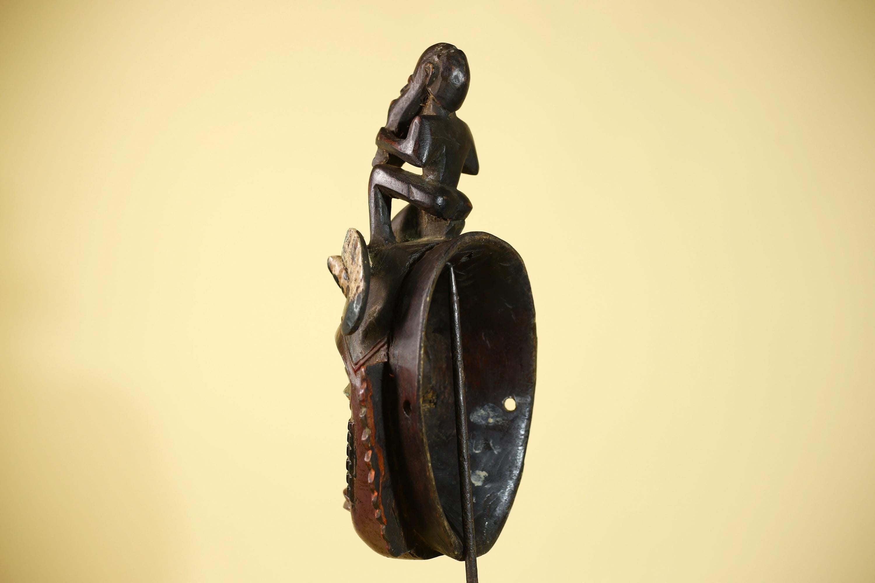 Handmade  African Guro  Tribal Wood African Mask Collectible Wall Art-G6088