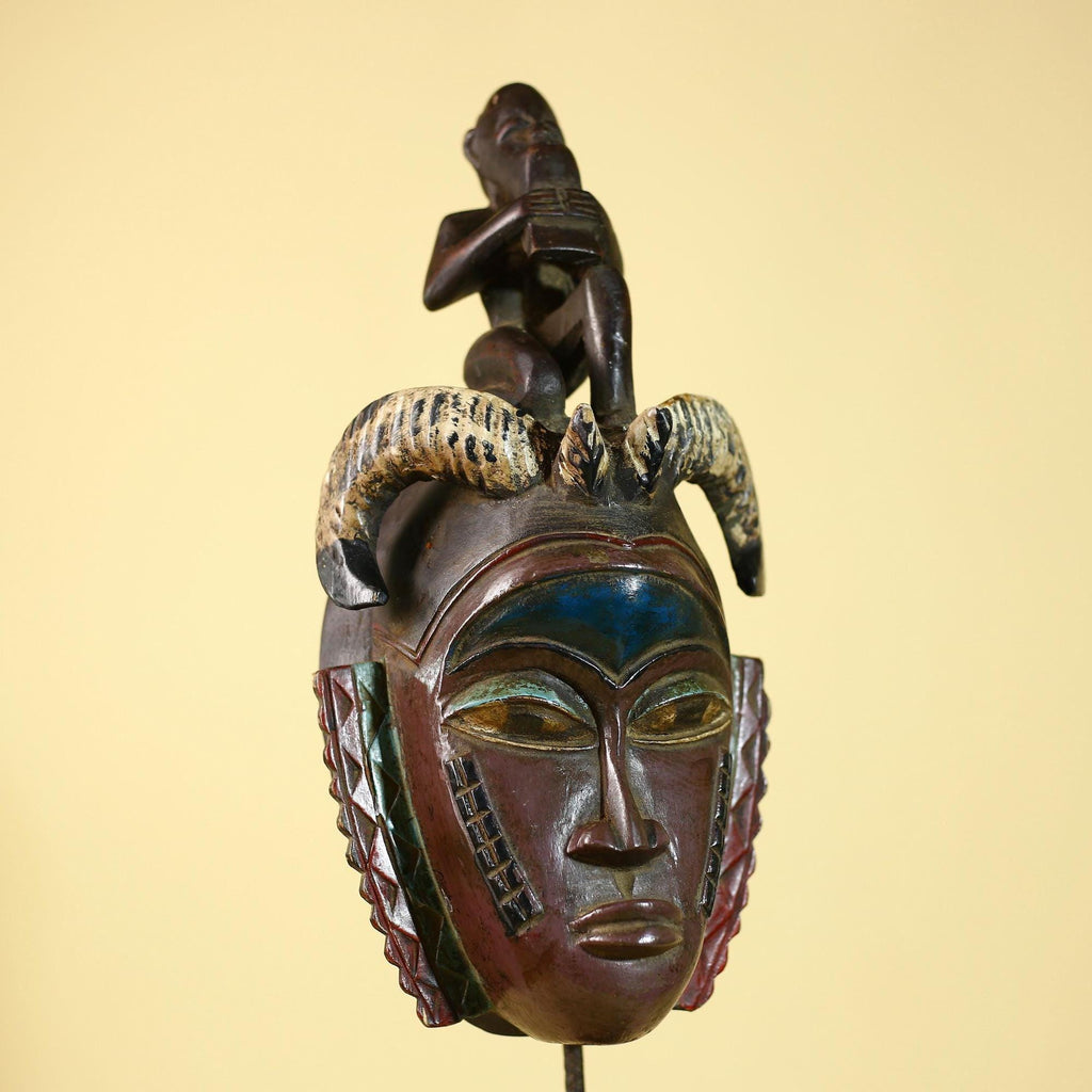 Handmade  African Guro  Tribal Wood African Mask Collectible Wall Art-G6088
