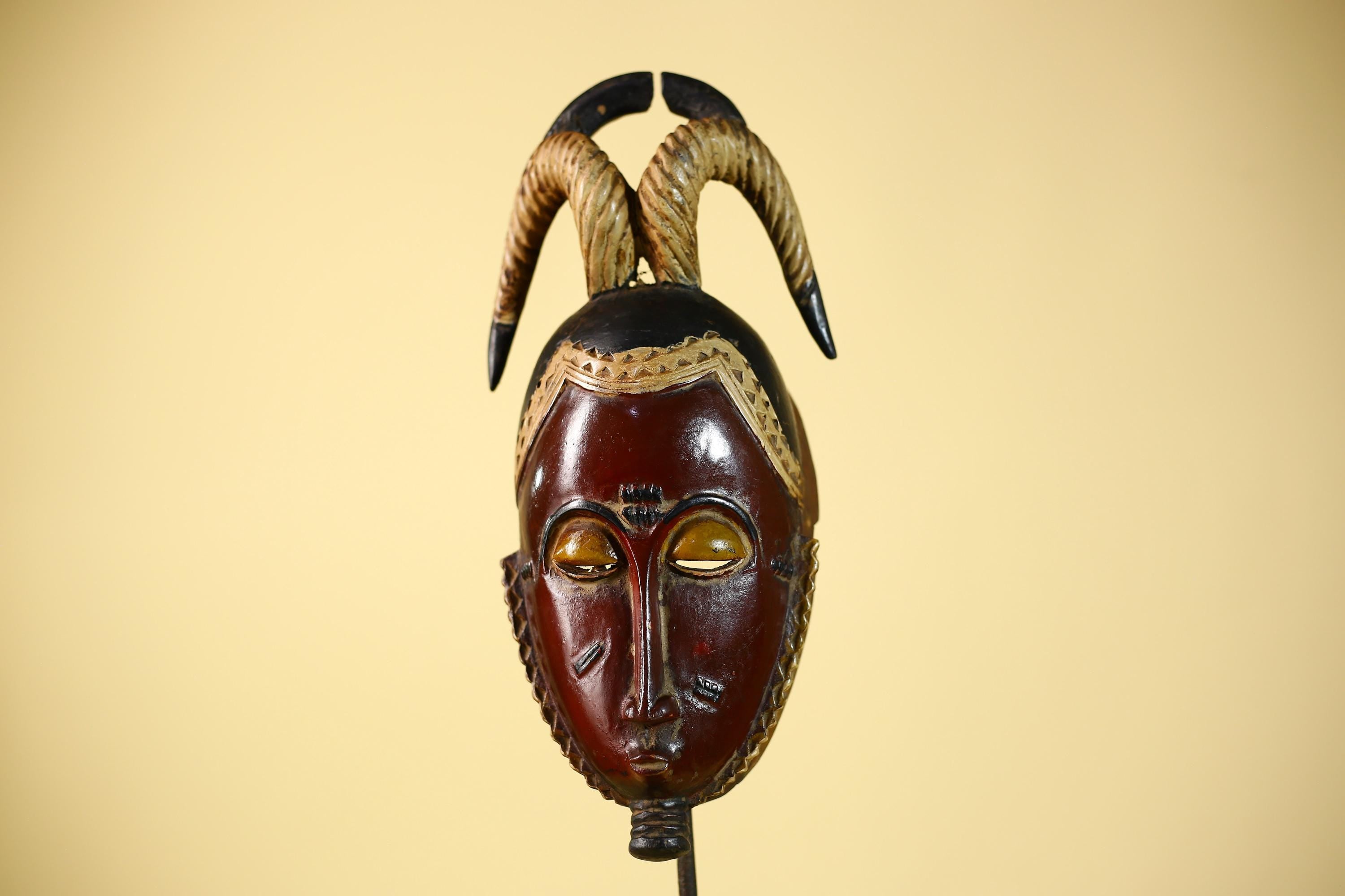 African Mask Guro Wooden African Art Tribal Vintage Wall Decor-G6103