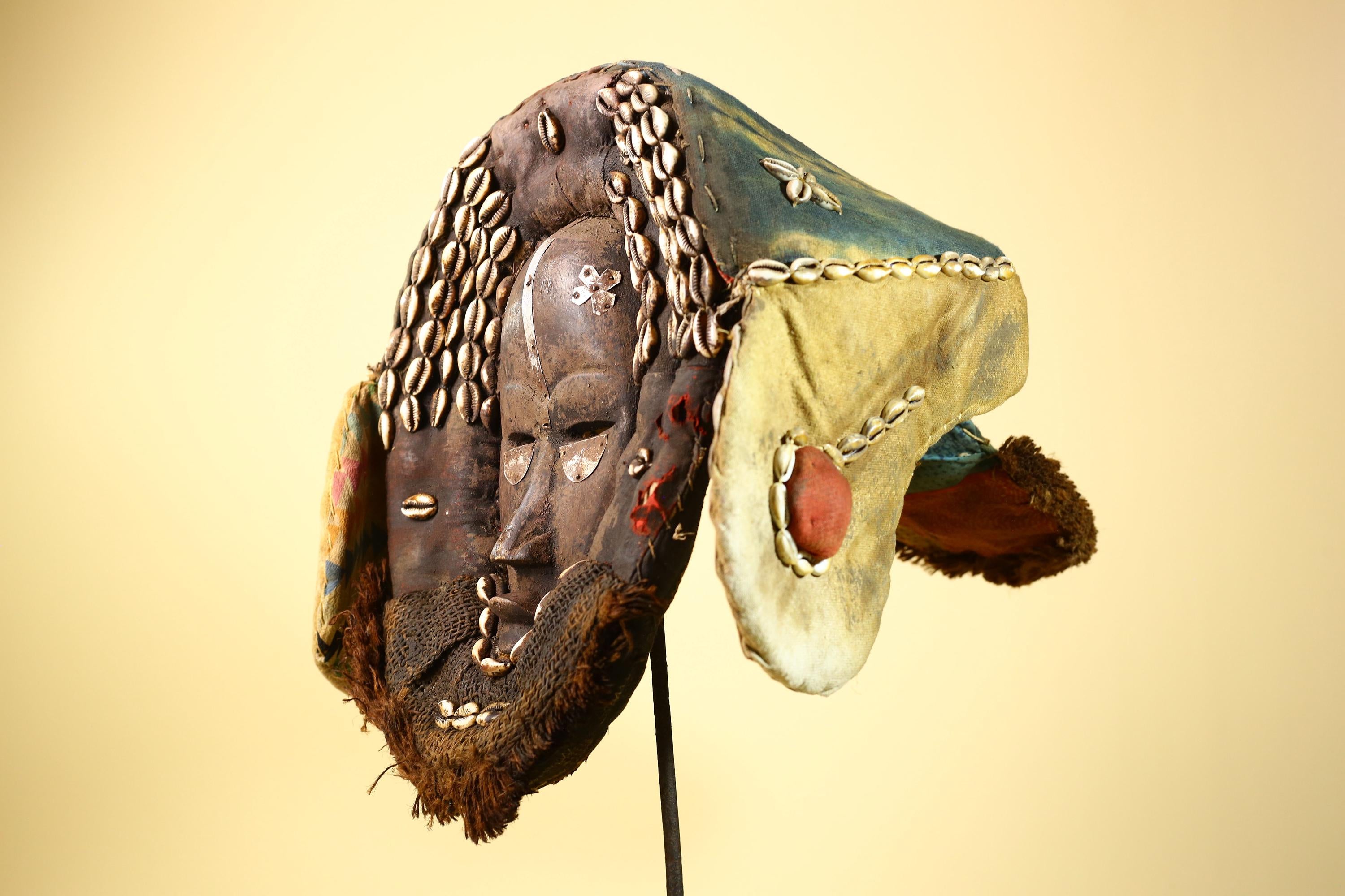 African Mask Cowrie Shell Fabric Wood Cameroon Ritual Art Tribal Decor-G5985