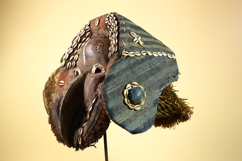 African Dan Mask Carved Wood Bird Beak Cowrie Trim Côte d’Ivoire Decor-G5987