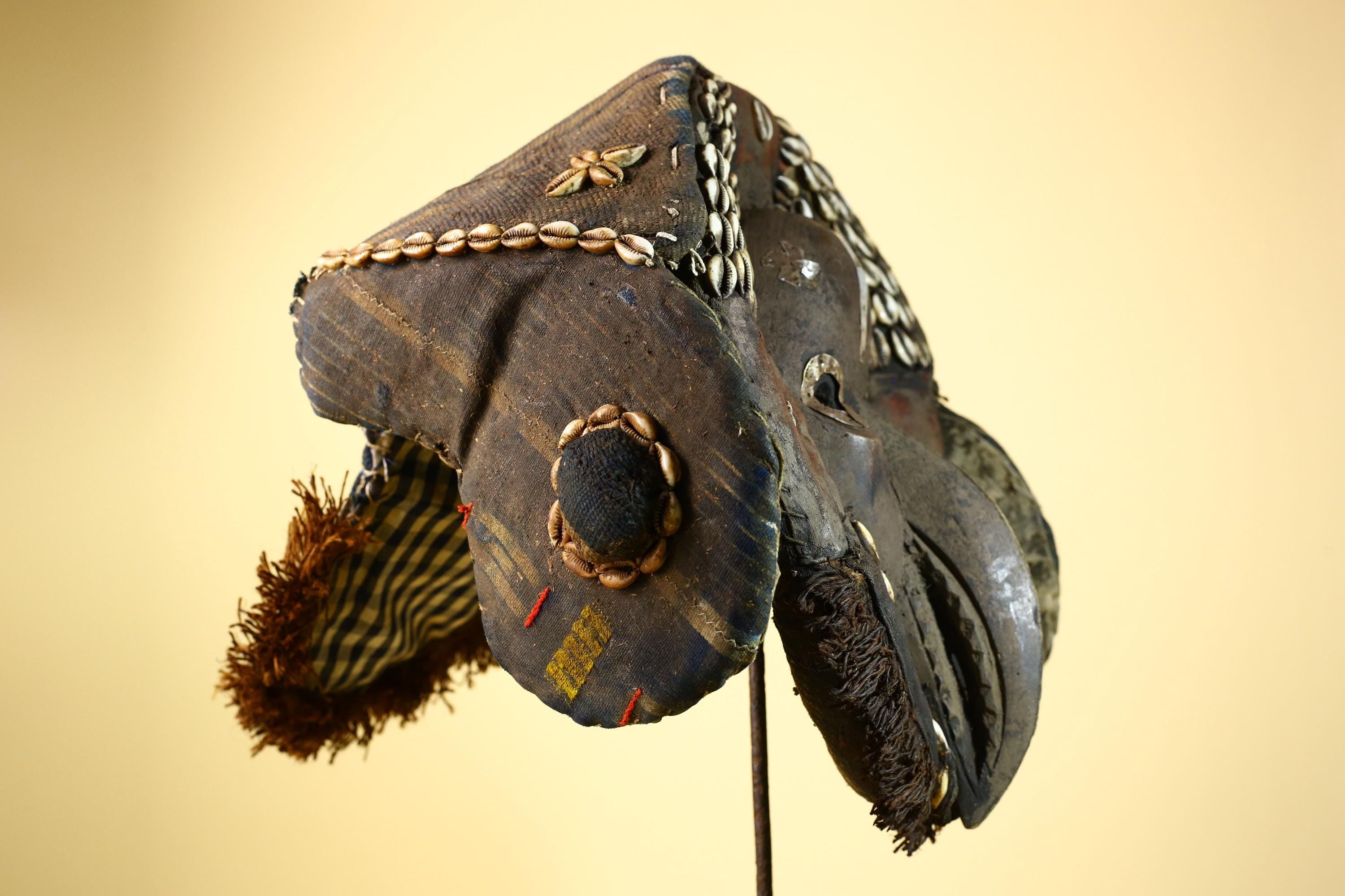 African Dan Mask Carved Wood Bird Beak Cowrie Trim Côte d’Ivoire Decor-G5987