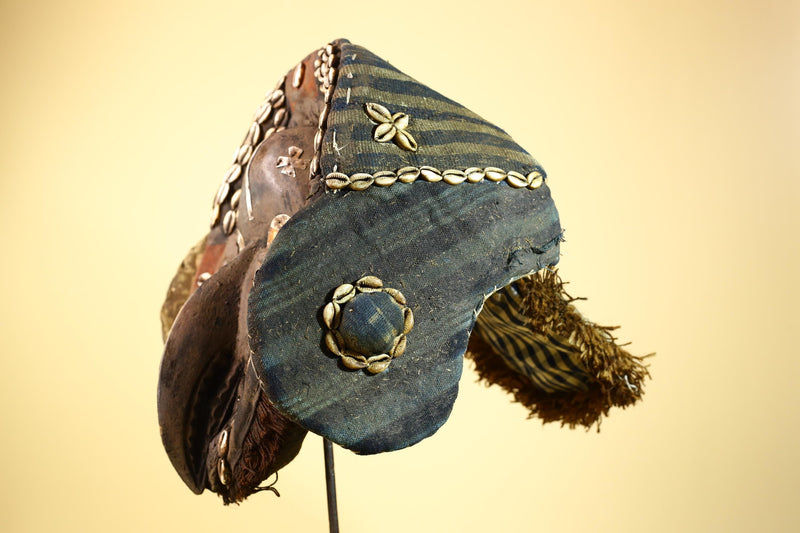 African Dan Mask Carved Wood Bird Beak Cowrie Trim Côte d’Ivoire Decor-G5987