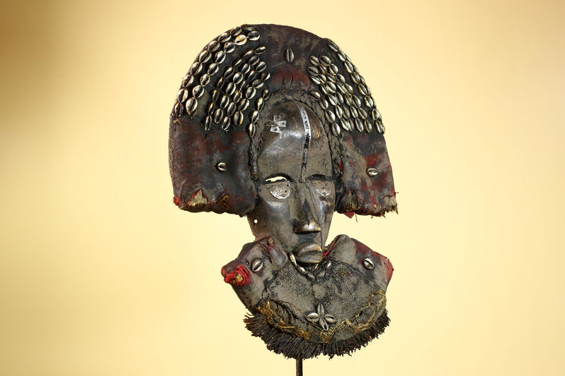 Dan Tribal Mask Cowrie Shell Cloth Wood African Ceremony Art Liberia-G5990