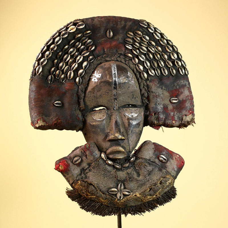 Dan Tribal Mask Cowrie Shell Cloth Wood African Ceremony Art Liberia-G5990