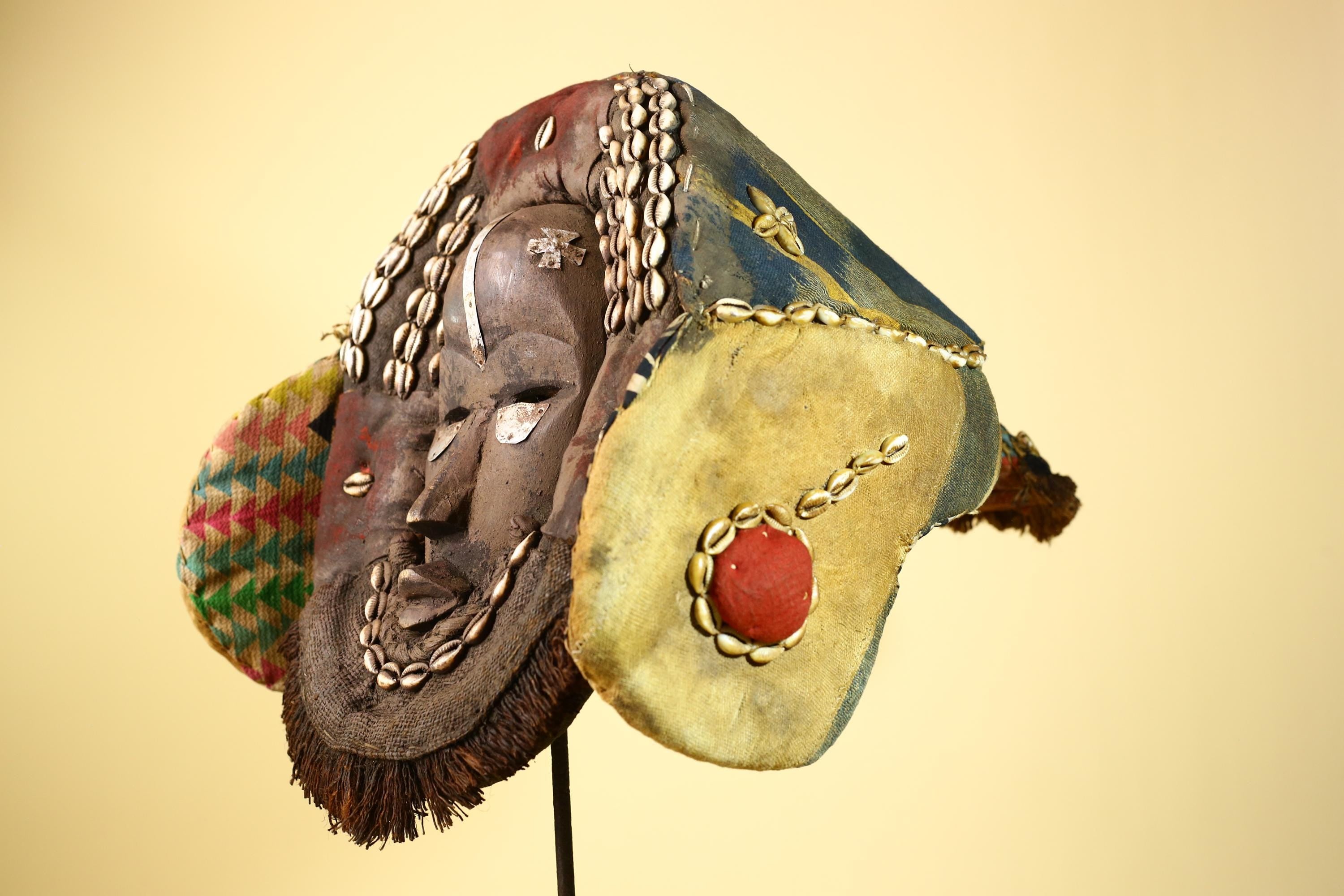 Authentic Dan Mask Cowrie Shells Textiles & Patina Liberia African Tribal -G5995