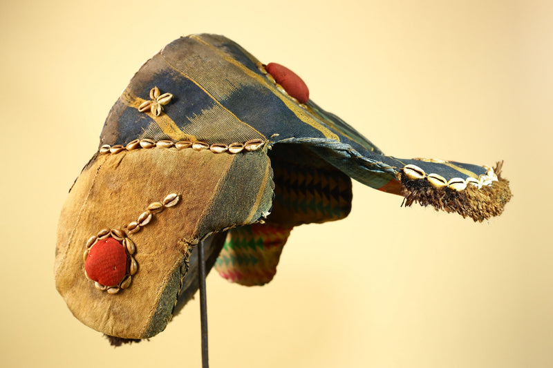 Authentic Dan Mask Cowrie Shells Textiles & Patina Liberia African Tribal -G5995