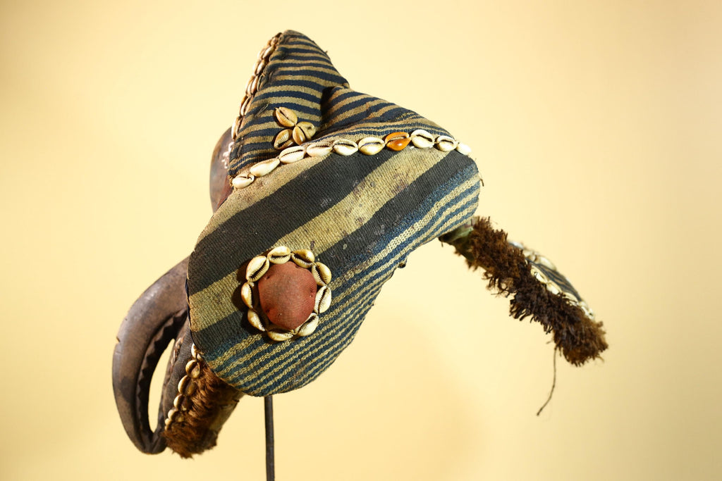 Authentic Dan Tribal Bird Mask Cowrie Shell Textile Liberia  African Art -G5996
