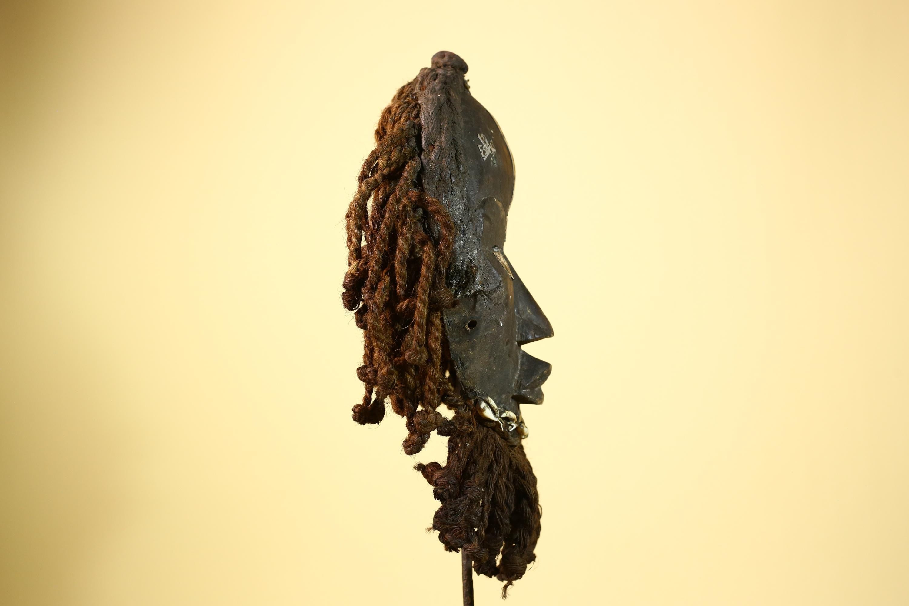 Antique Dan Mask Côte d'Ivoire Tribal Art Cowrie Shell Braided Handcrafted -G6001