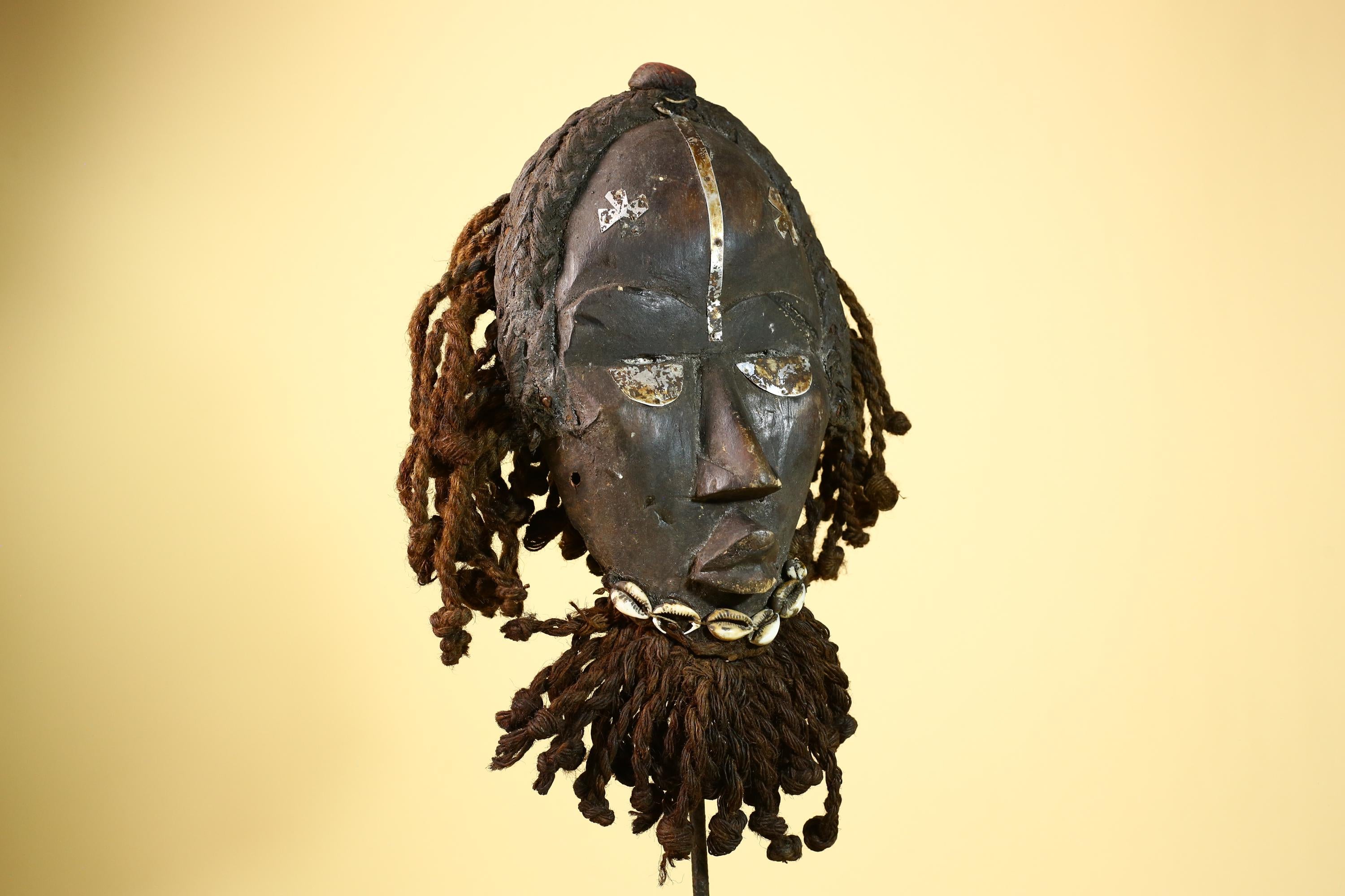 Antique Dan Mask Côte d'Ivoire Tribal Art Cowrie Shell Braided Handcrafted -G6001