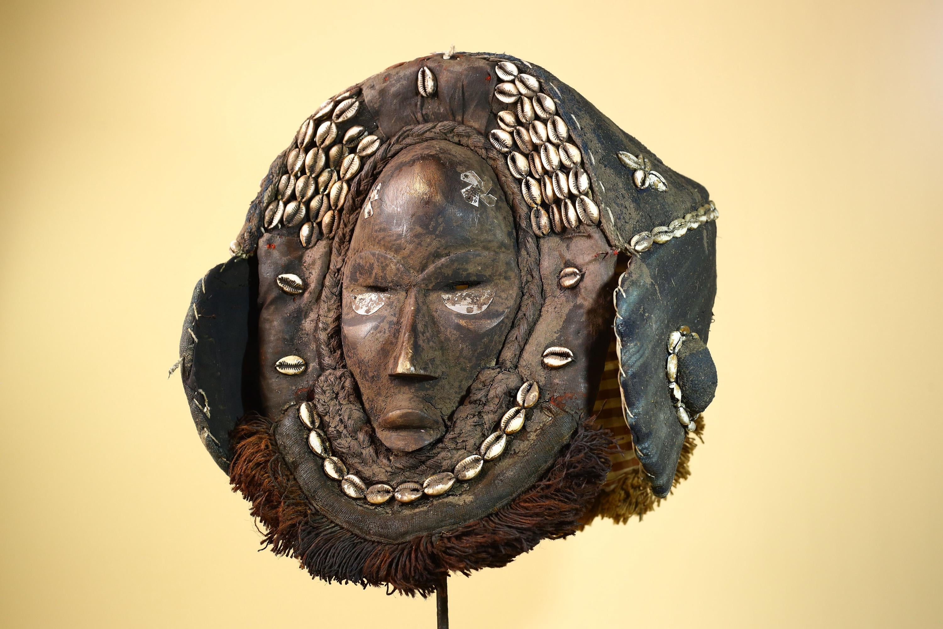 Vintage Dan Cowrie Shell Ceremonial African Tribal Mask Hand-Carved Wood-G6004