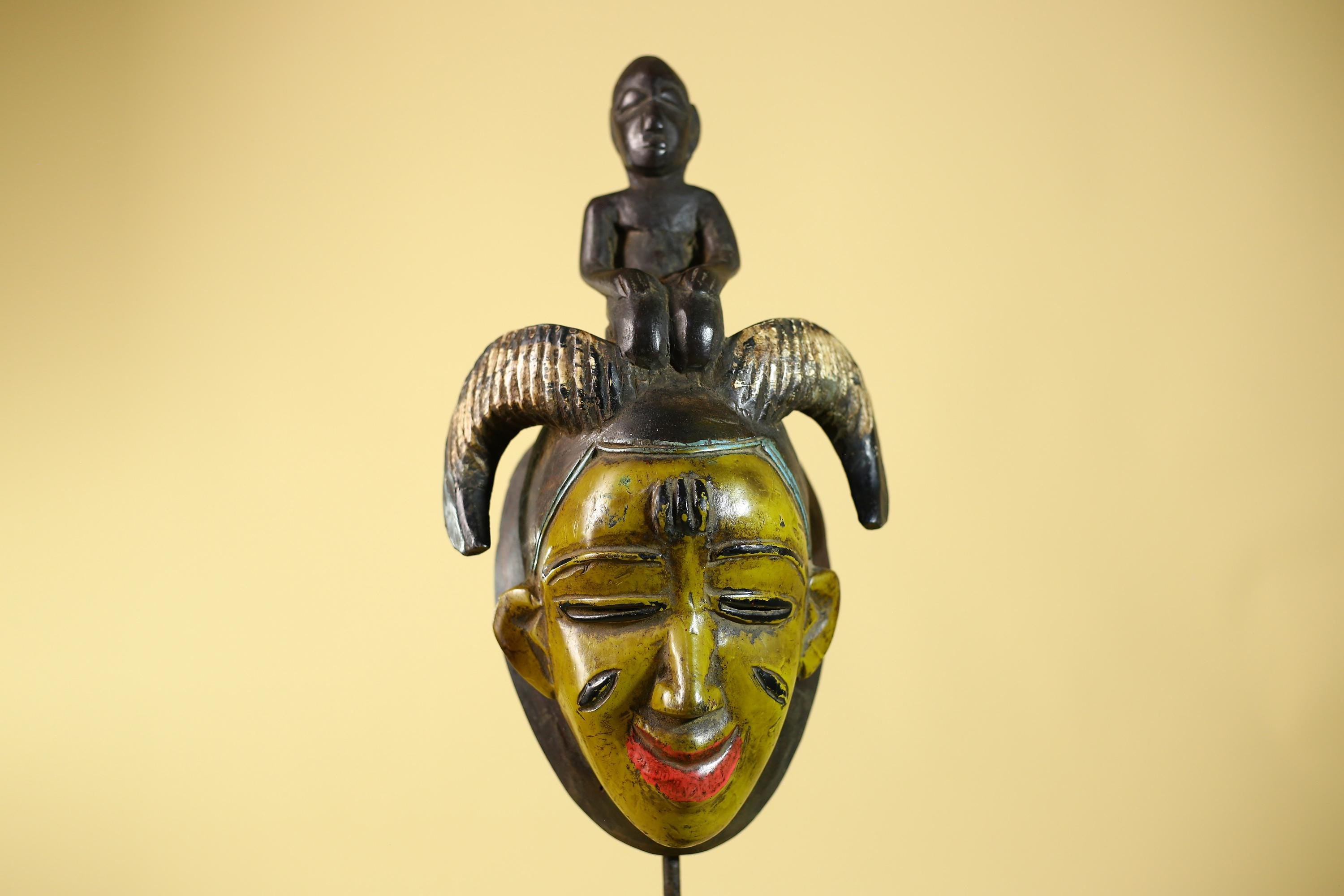 Hand Carved Baule Figure Crest Wooden African Art Tribal Wood Sculpture-G6119