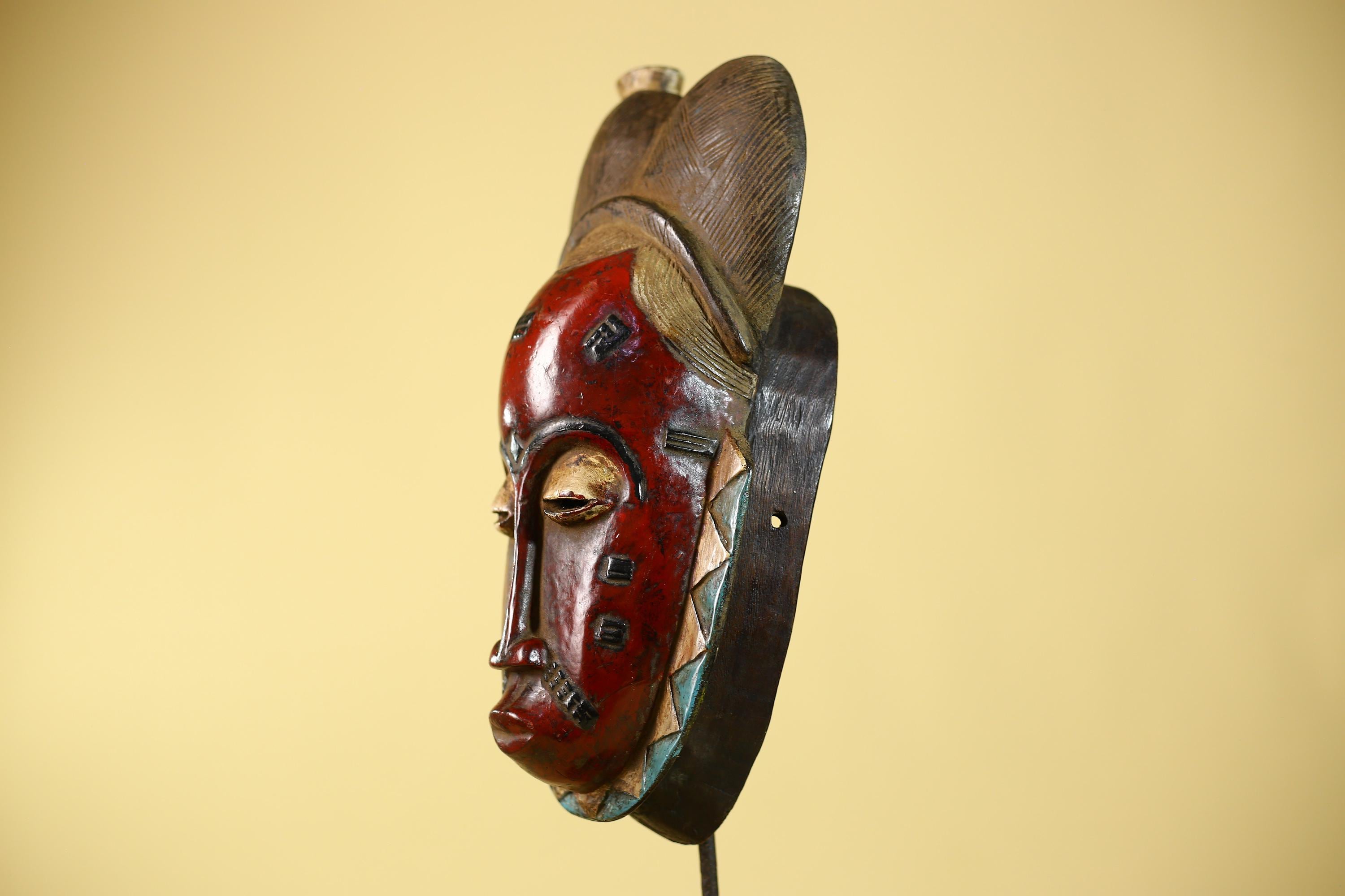 Hand Carved Guro  African Mask Tribal Wall Art: Authentic African Wood Sculpture-G6124