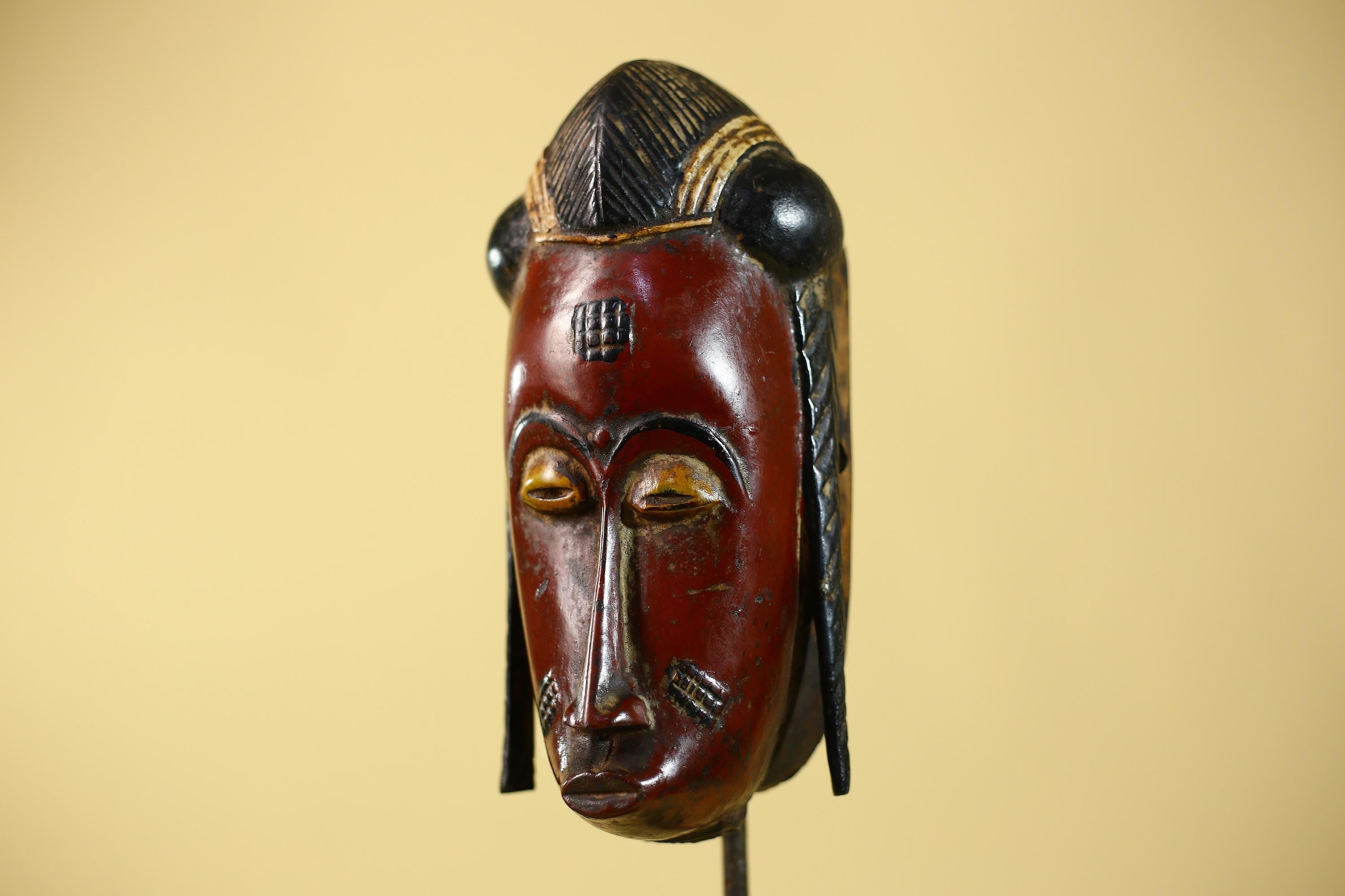 Handcrafted African Guro Mask: Dark-Red Face Tribal Wood Sculpture Ethnic-G6125