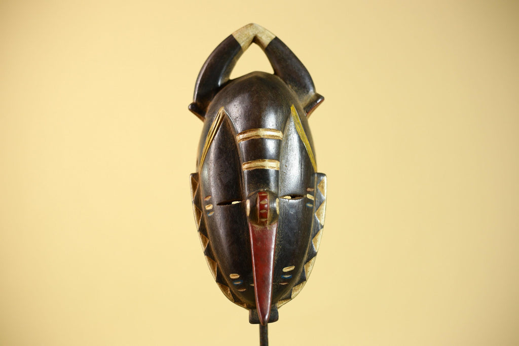 African Vintage Guro Bird-Nose Face Mask – Hand Carved Wood Wall Art-G6024