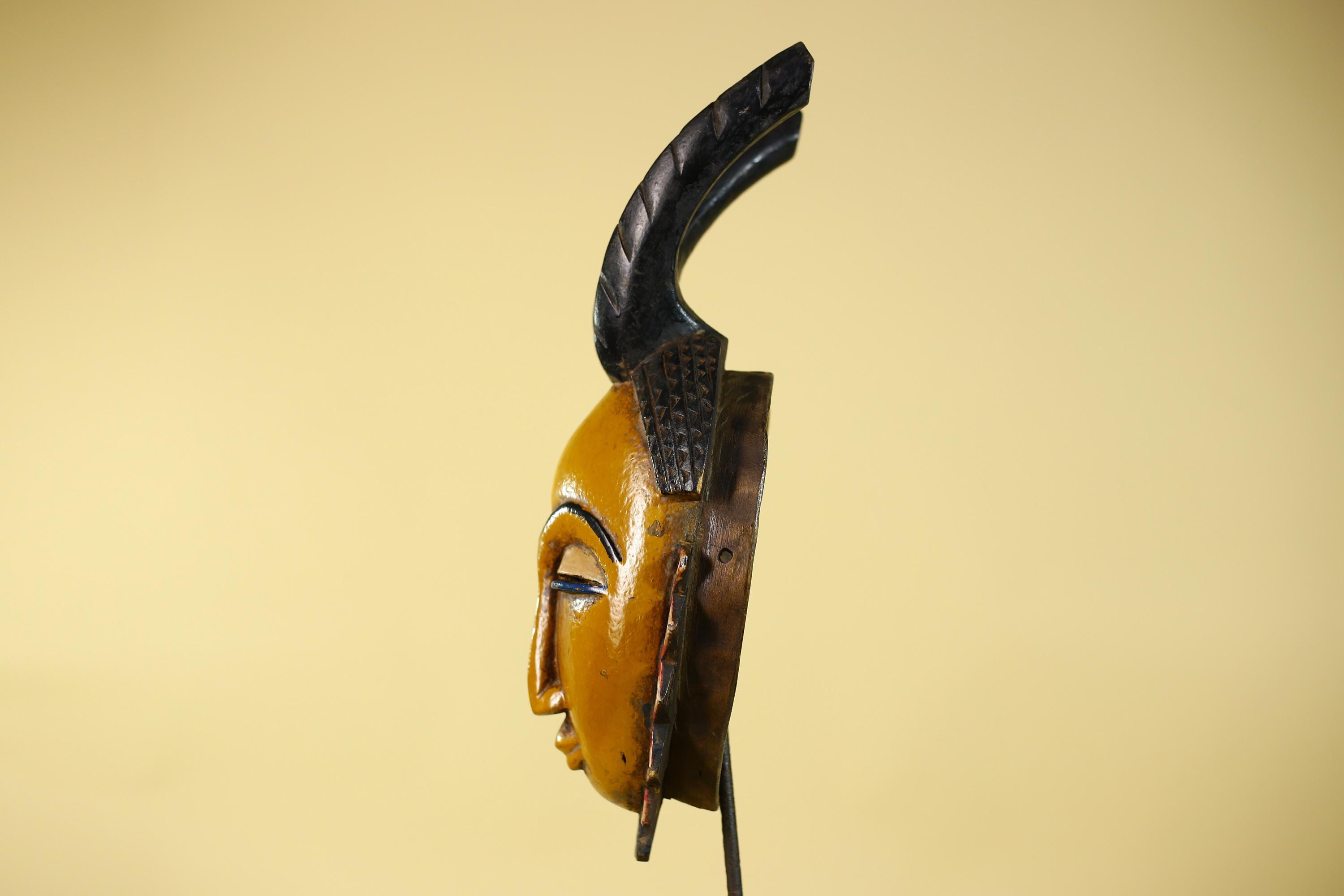 African Mask Baule Tribal Art Yellow Wooden Wall Decor Vintage- Côte d’Ivoire-G6137