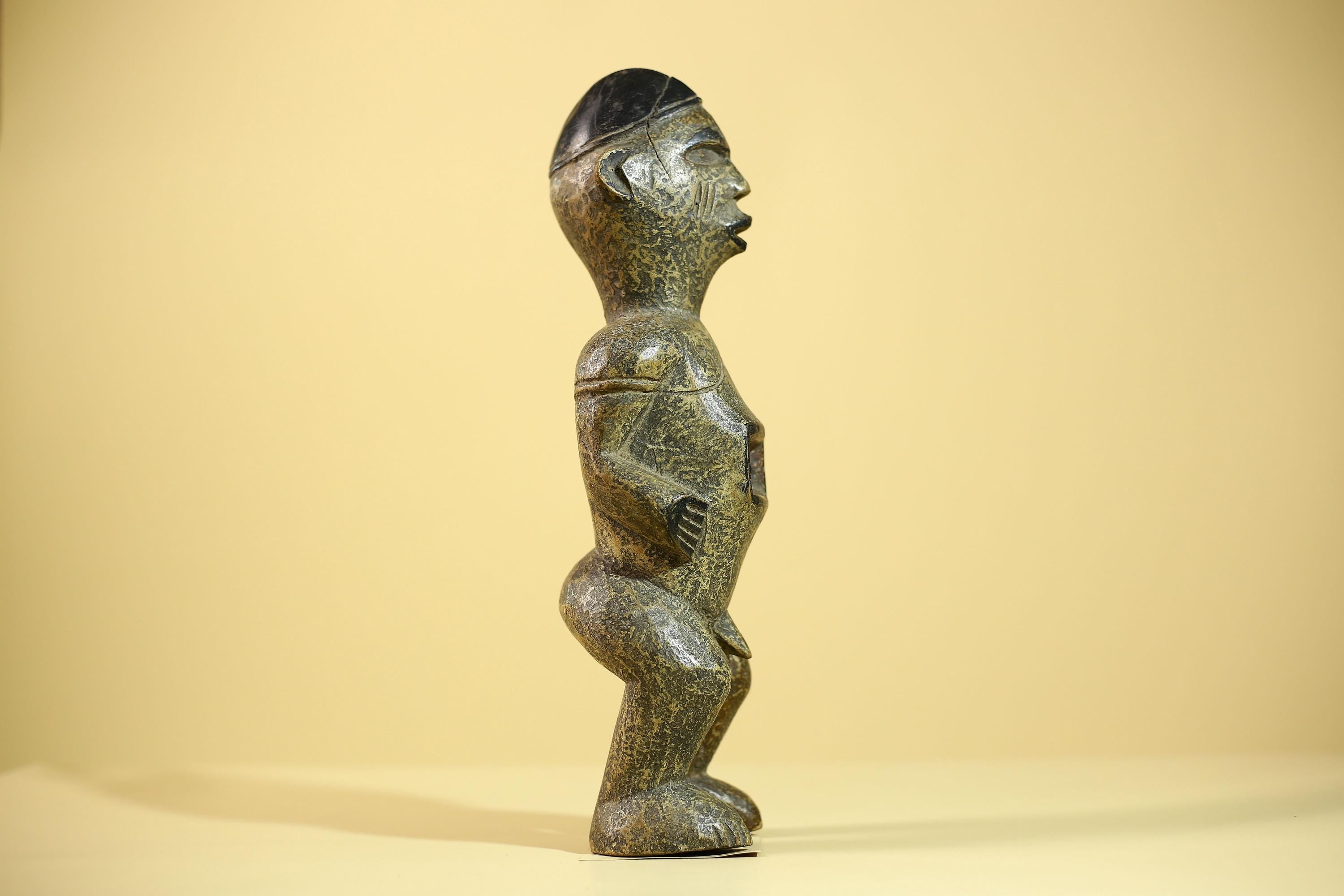 Vintage African Tribal Wood Statue Hand Carved Rustic Primitive Art Figure-G6044