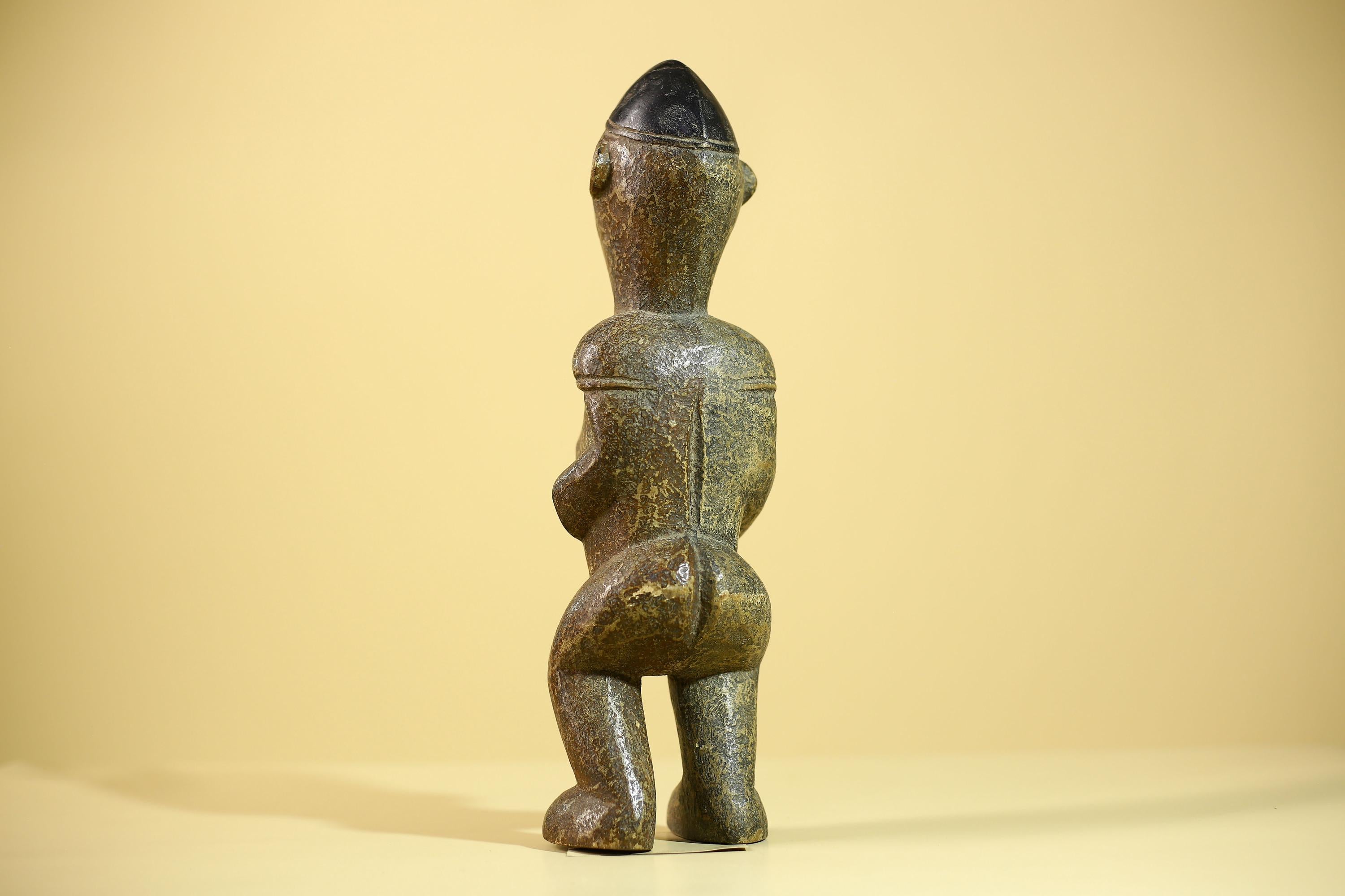 Vintage African Tribal Wood Statue Hand Carved Rustic Primitive Art Figure-G6044