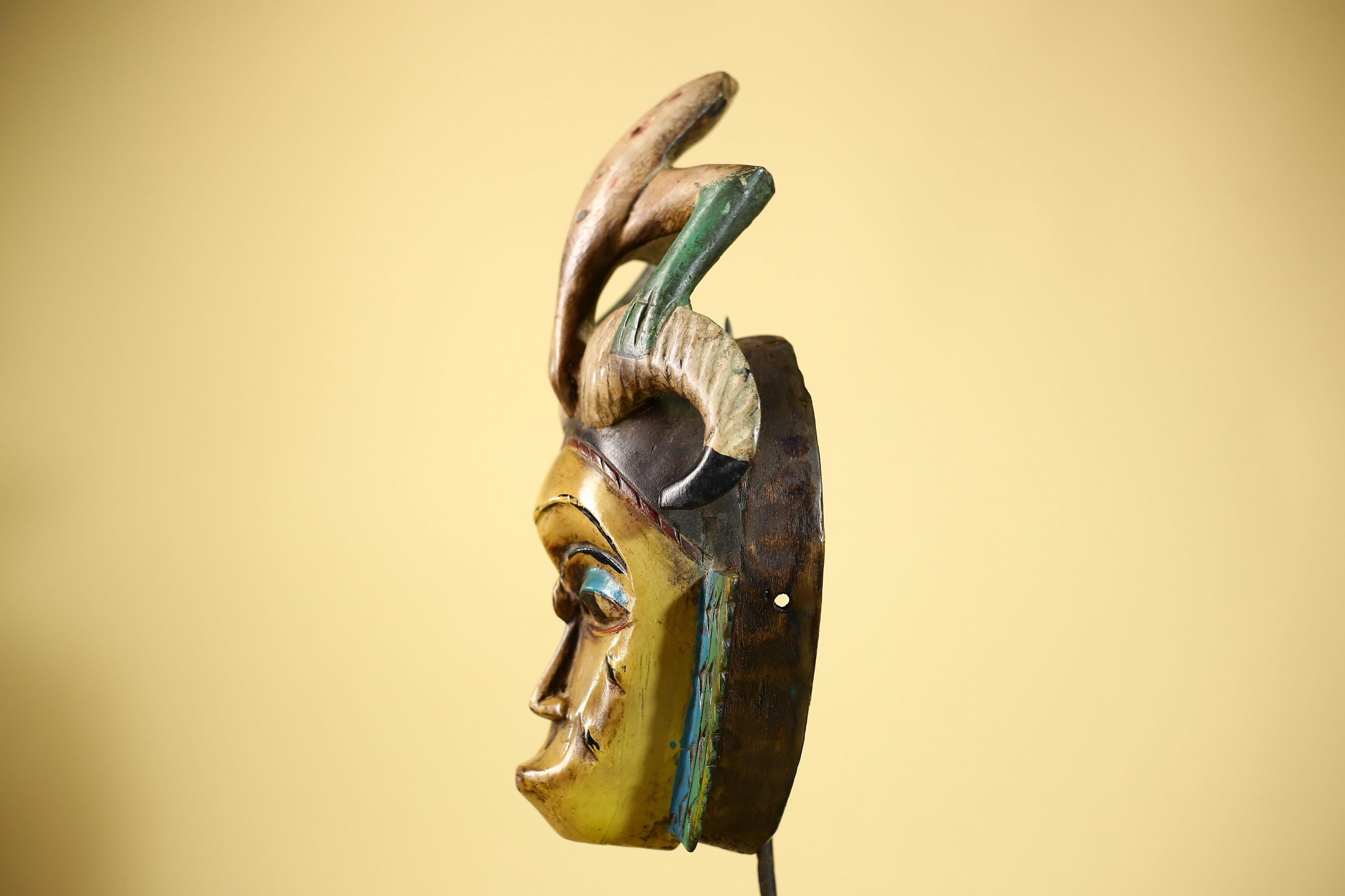 African Vintage Guro Mask with Horns & Carved Animal Top Tribal Art-G6050