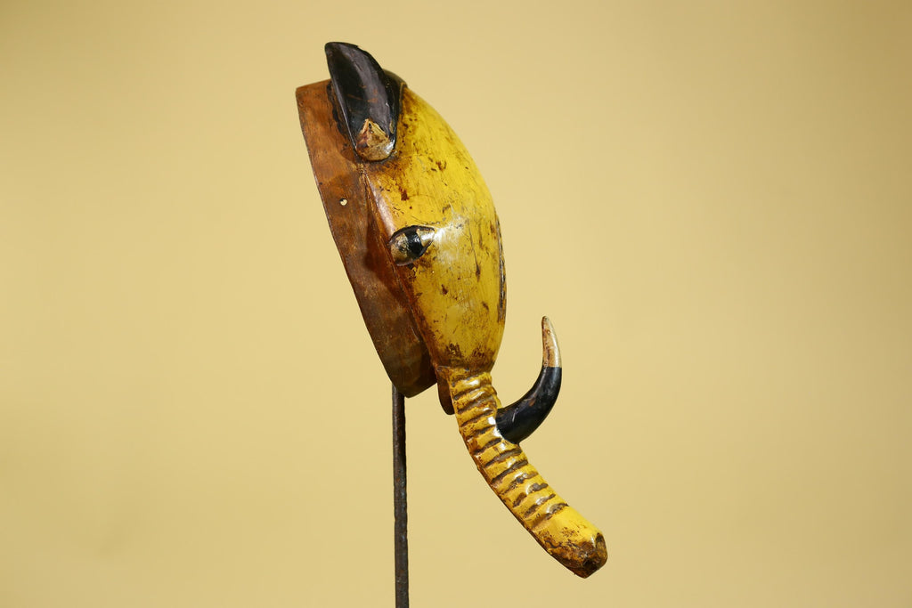 Guro African Mask – Hand Carved Wooden Tribal Art, Vintage African Wall Art-G6166