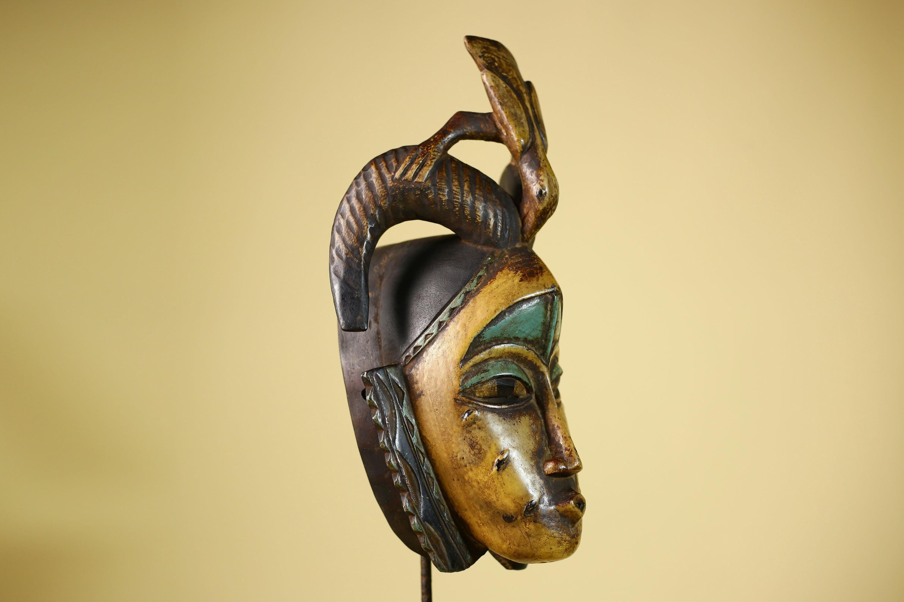 Guro Spirit Mask African Handmade Carved Wood Tribal Art Decor Wall Sculpture-G6068