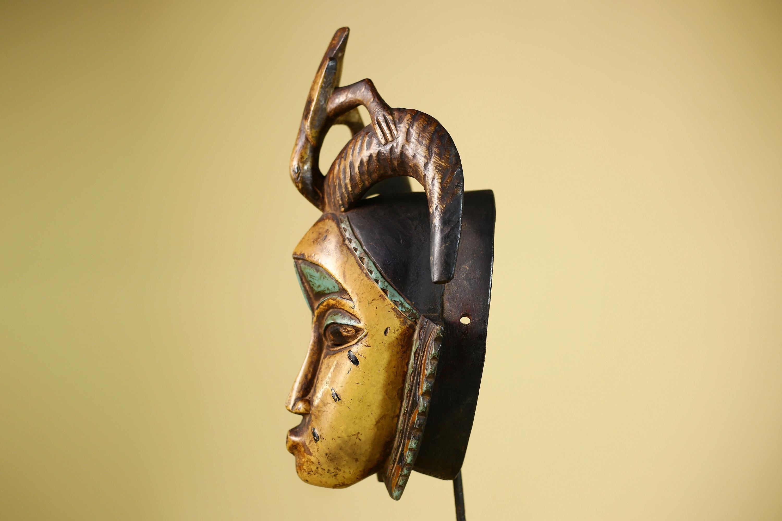 Guro Spirit Mask African Handmade Carved Wood Tribal Art Decor Wall Sculpture-G6068