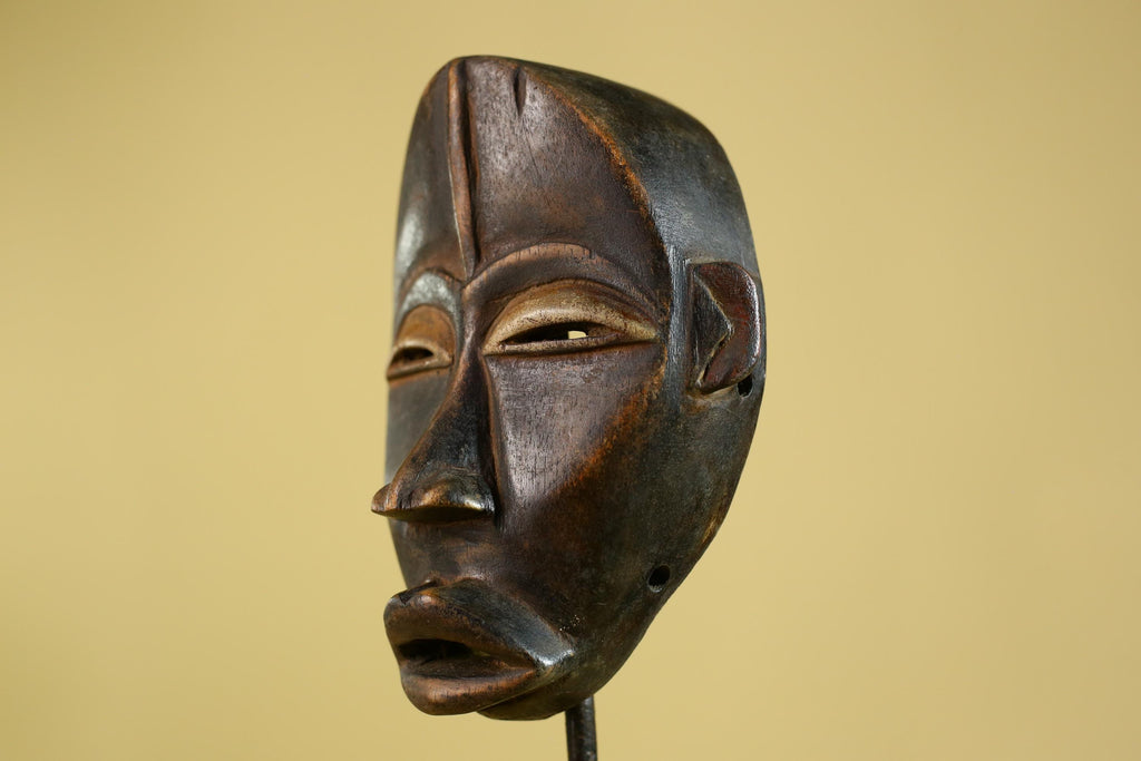 African Dan black face -Mask Hand Carved Wooden Tribal Art from Liberia-G6181