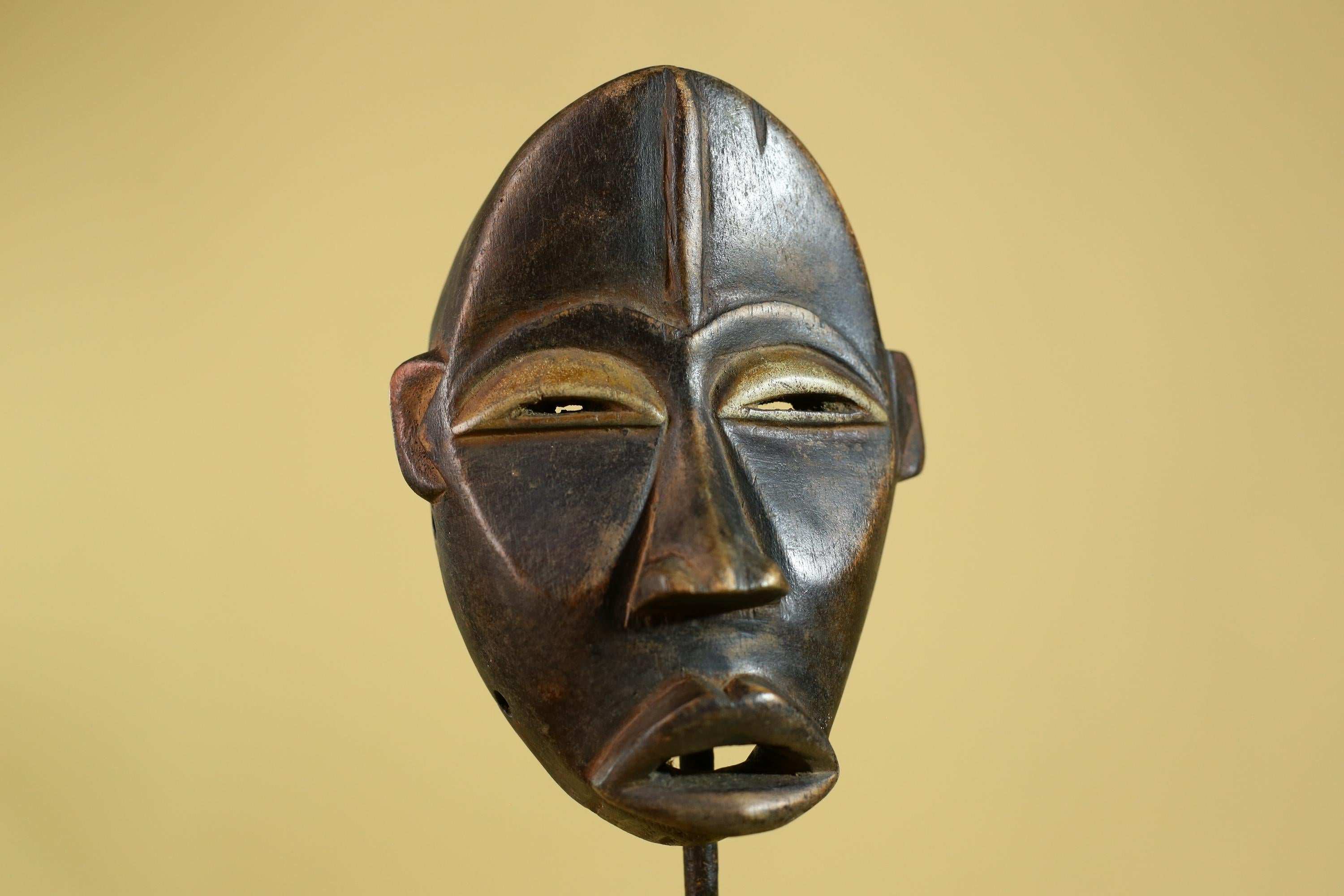 African Dan black face -Mask Hand Carved Wooden Tribal Art from Liberia-G6181