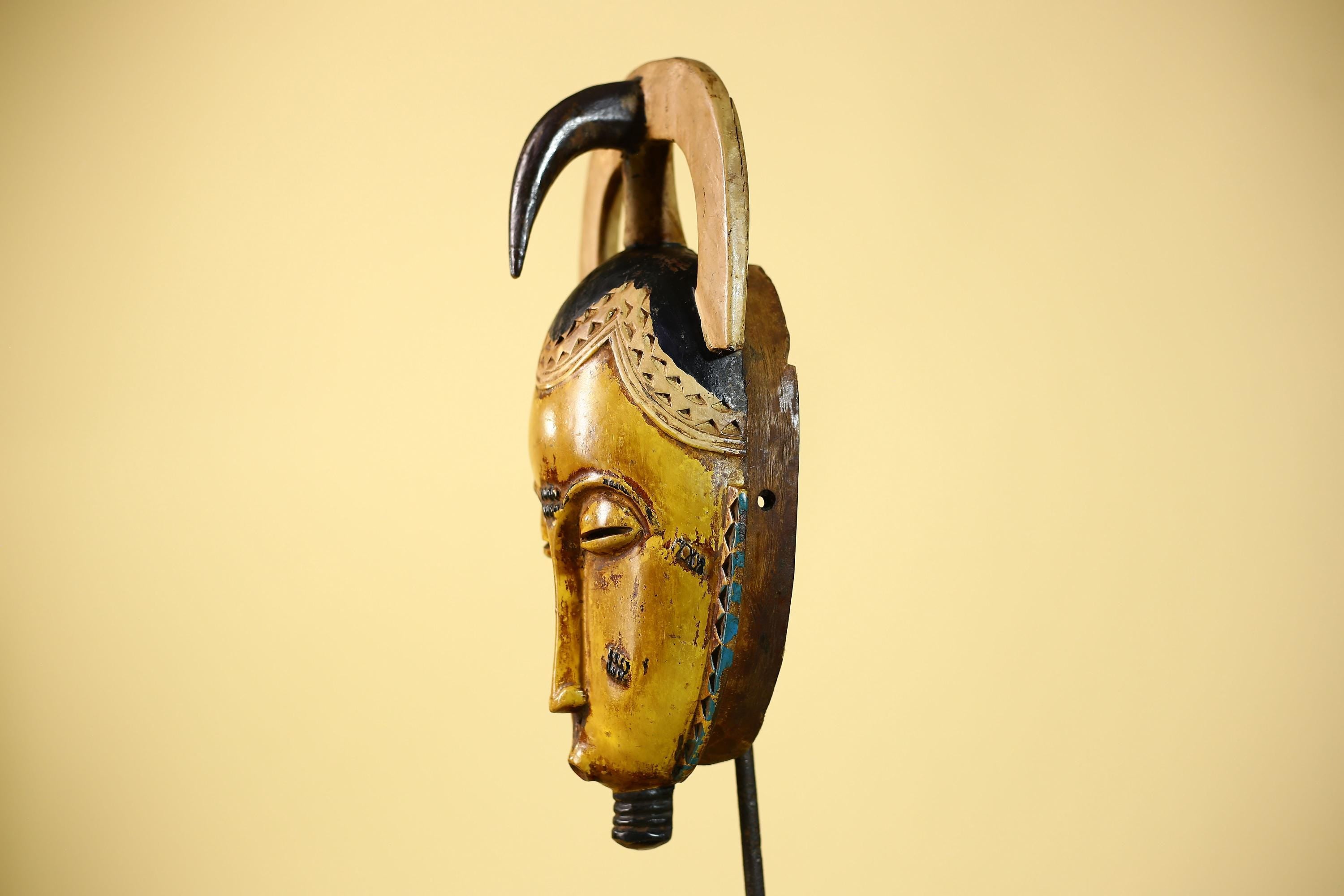 Vintage African Mask Guro Round Crest Tribal Wall Art Wooden Handmade Decor-G6081