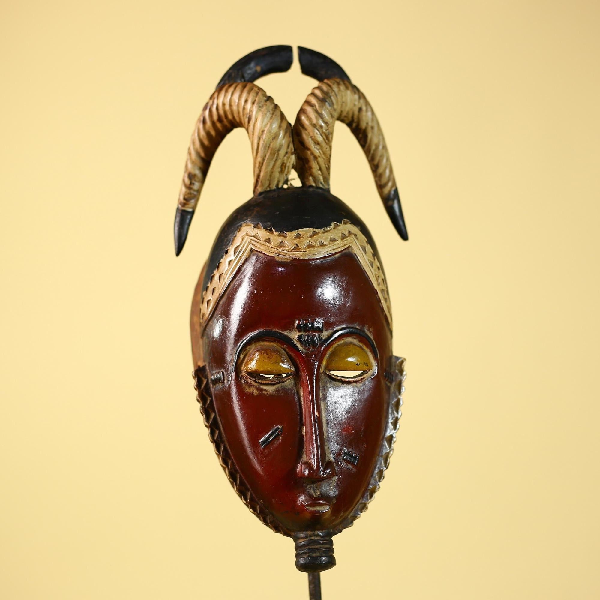 African Mask Guro Wooden African Art Tribal Vintage Wall Decor-G6103
