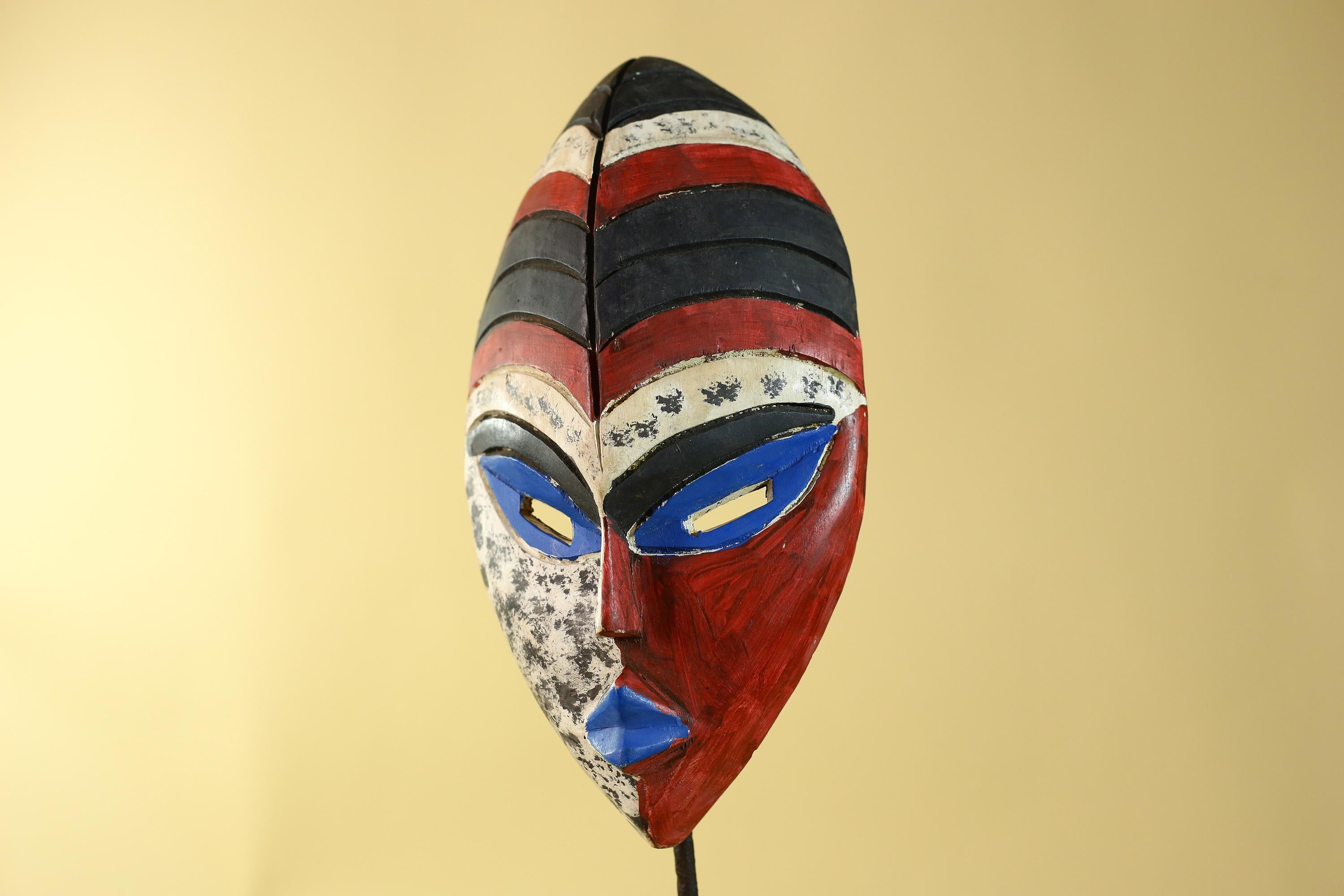 Hand Carved African Face Mask – Painted Wooden Tribal Wall Mask-G6207