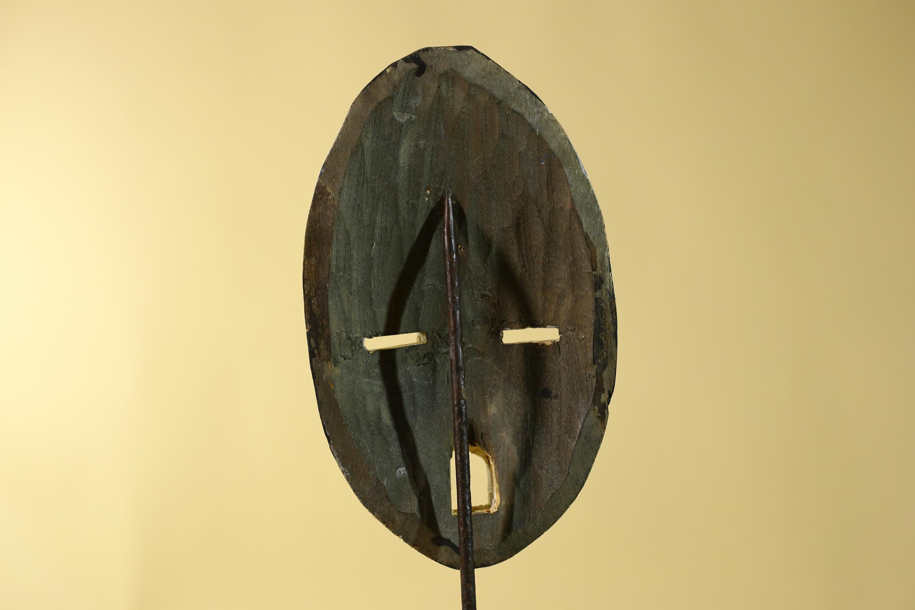 Hand Carved African Face Mask – Painted Wooden Tribal Wall Mask-G6208