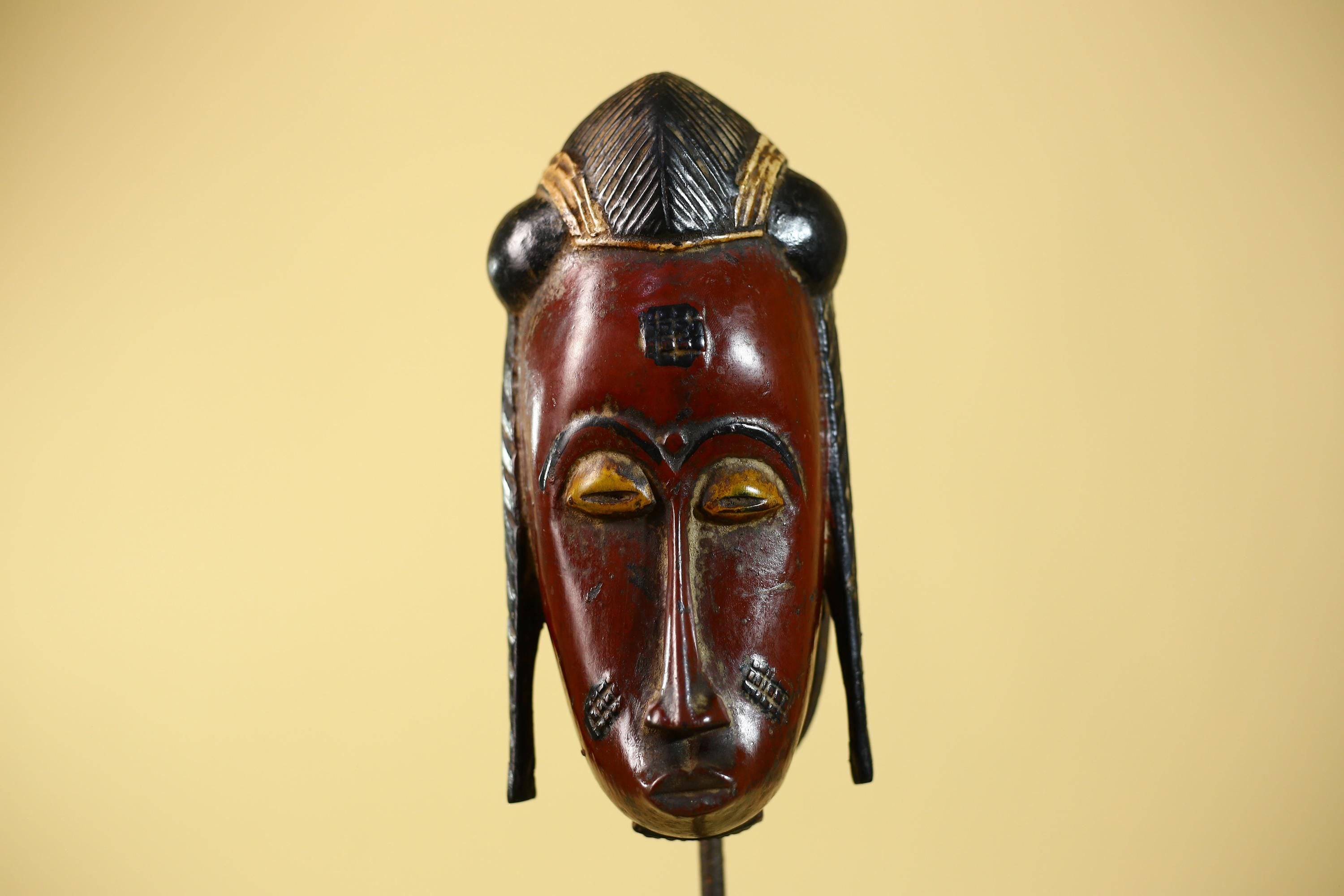 Handcrafted African Guro Mask: Dark-Red Face Tribal Wood Sculpture Ethnic-G6125